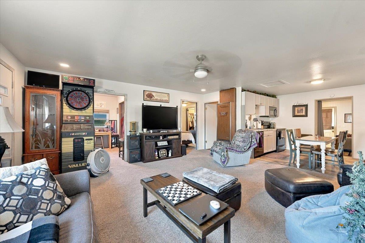 613 N CANYON