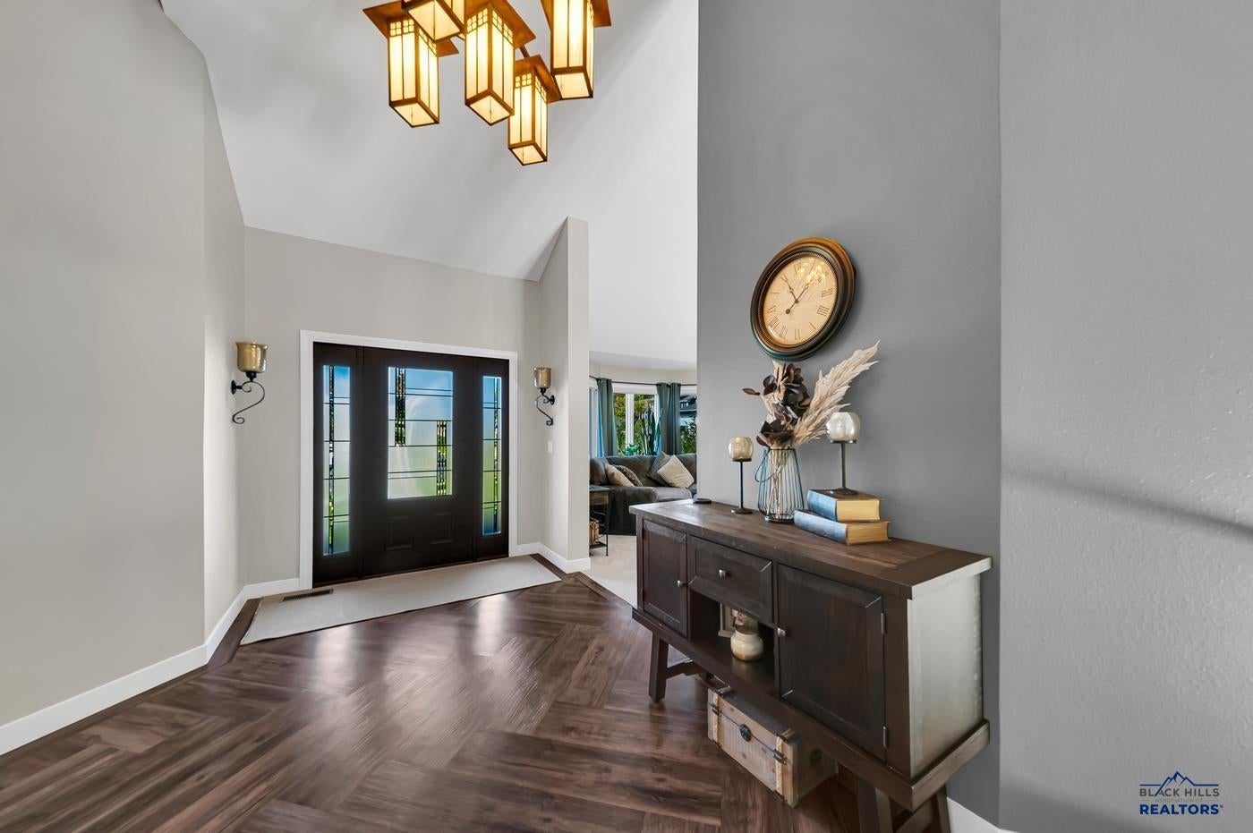 609 ALTA VISTA CT