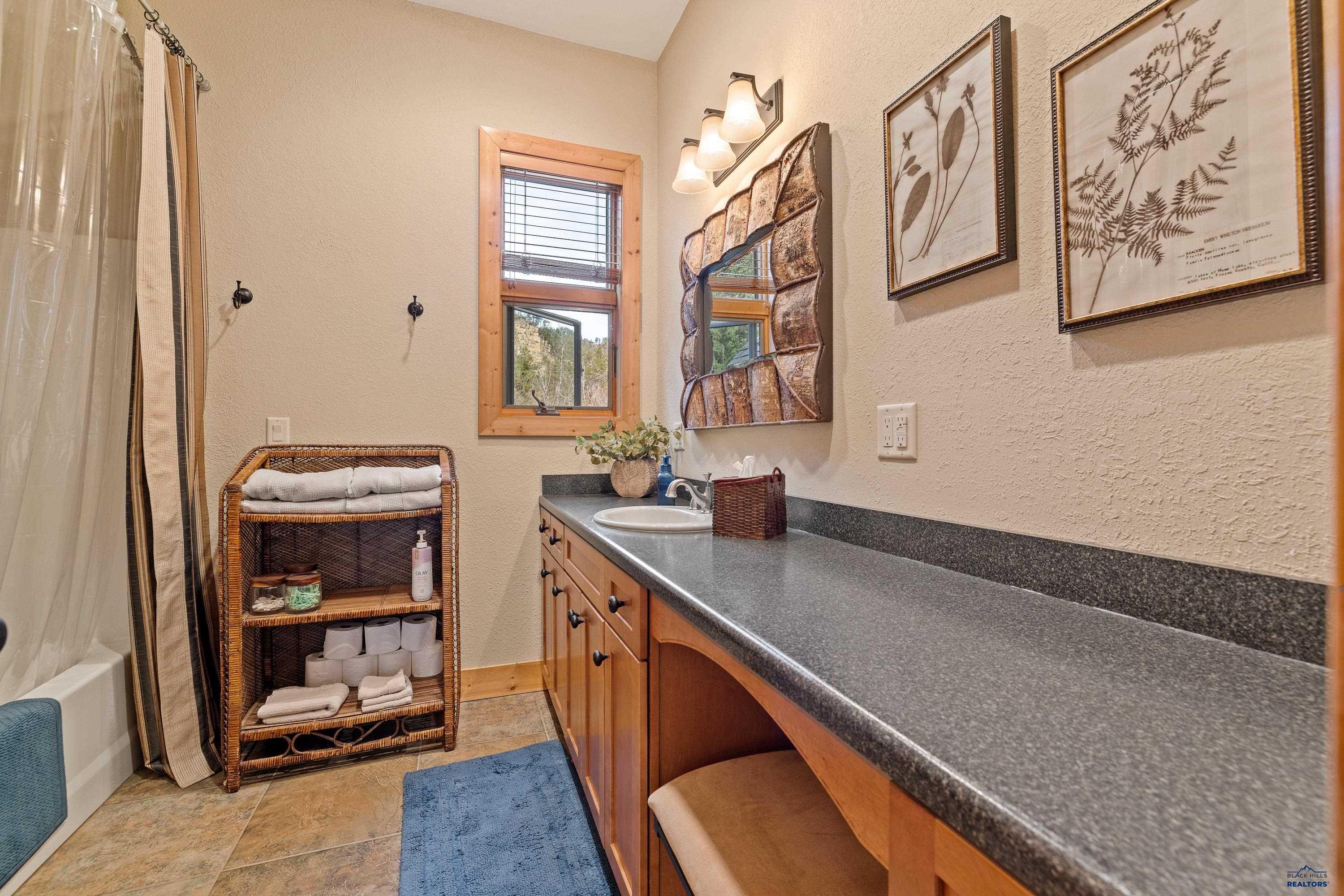 Spearfish, South Dakota, 57783, United States, 3 Bedrooms Bedrooms, ,2 BathroomsBathrooms,Residential,Active,2038218