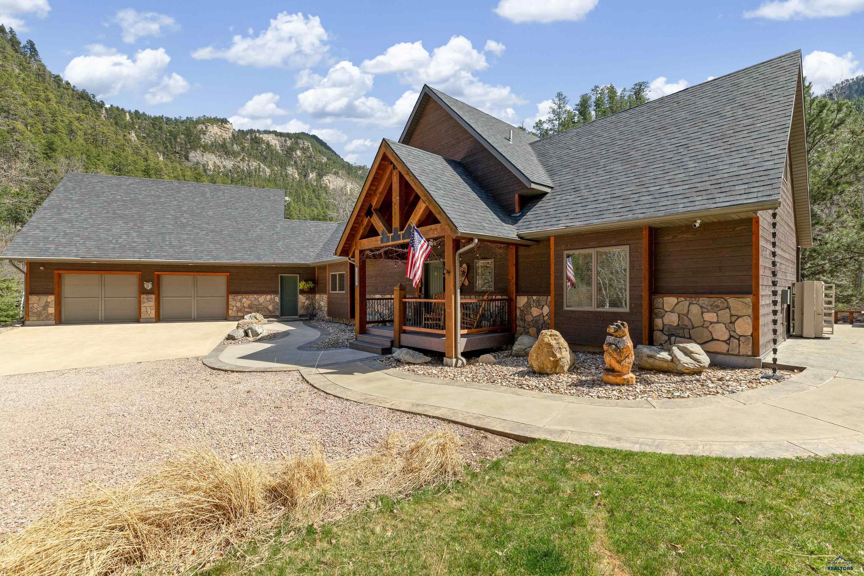 Spearfish, South Dakota, 57783, United States, 3 Bedrooms Bedrooms, ,2 BathroomsBathrooms,Residential,Active,2038218