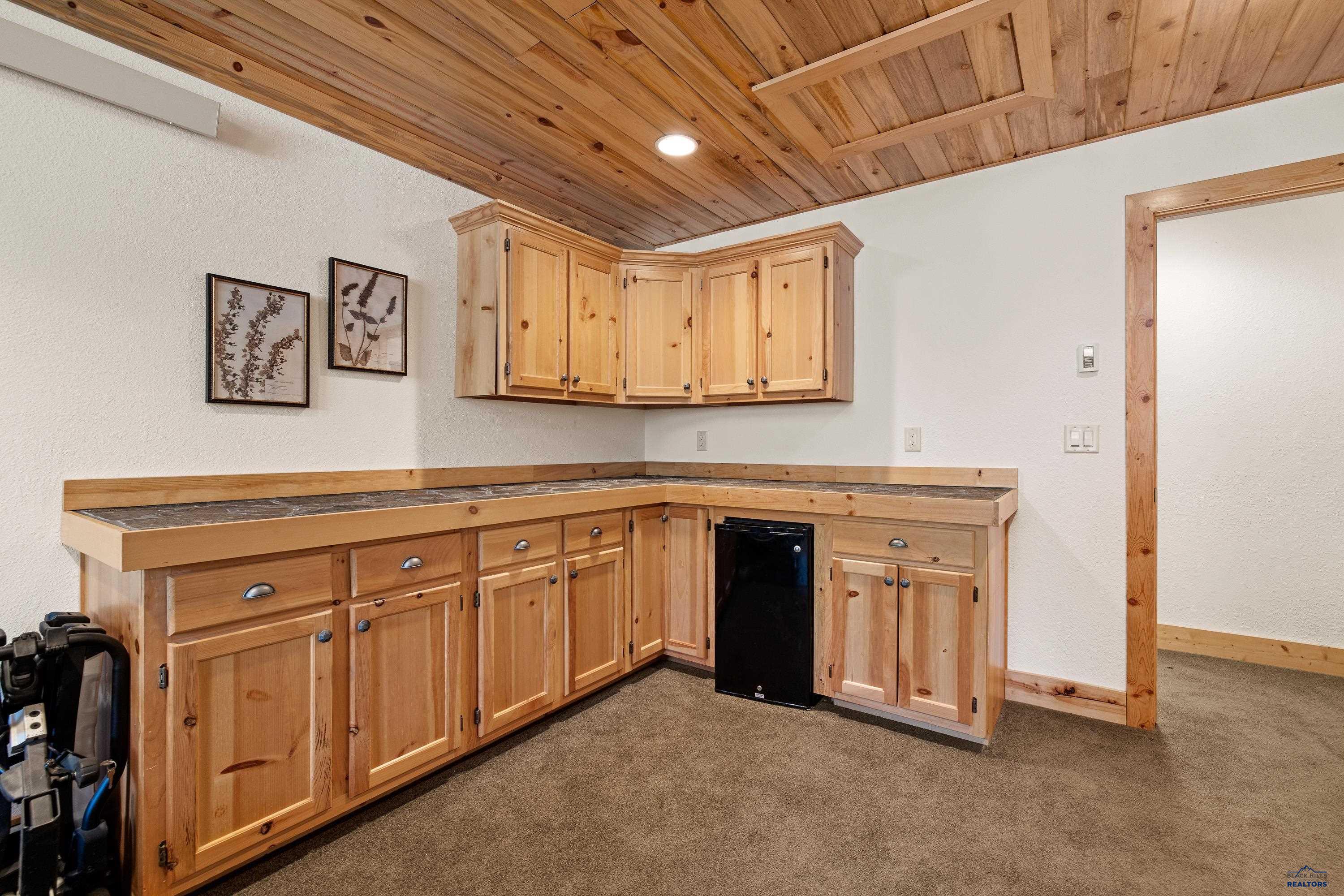 Spearfish, South Dakota, 57783, United States, 3 Bedrooms Bedrooms, ,2 BathroomsBathrooms,Residential,Active,2038218