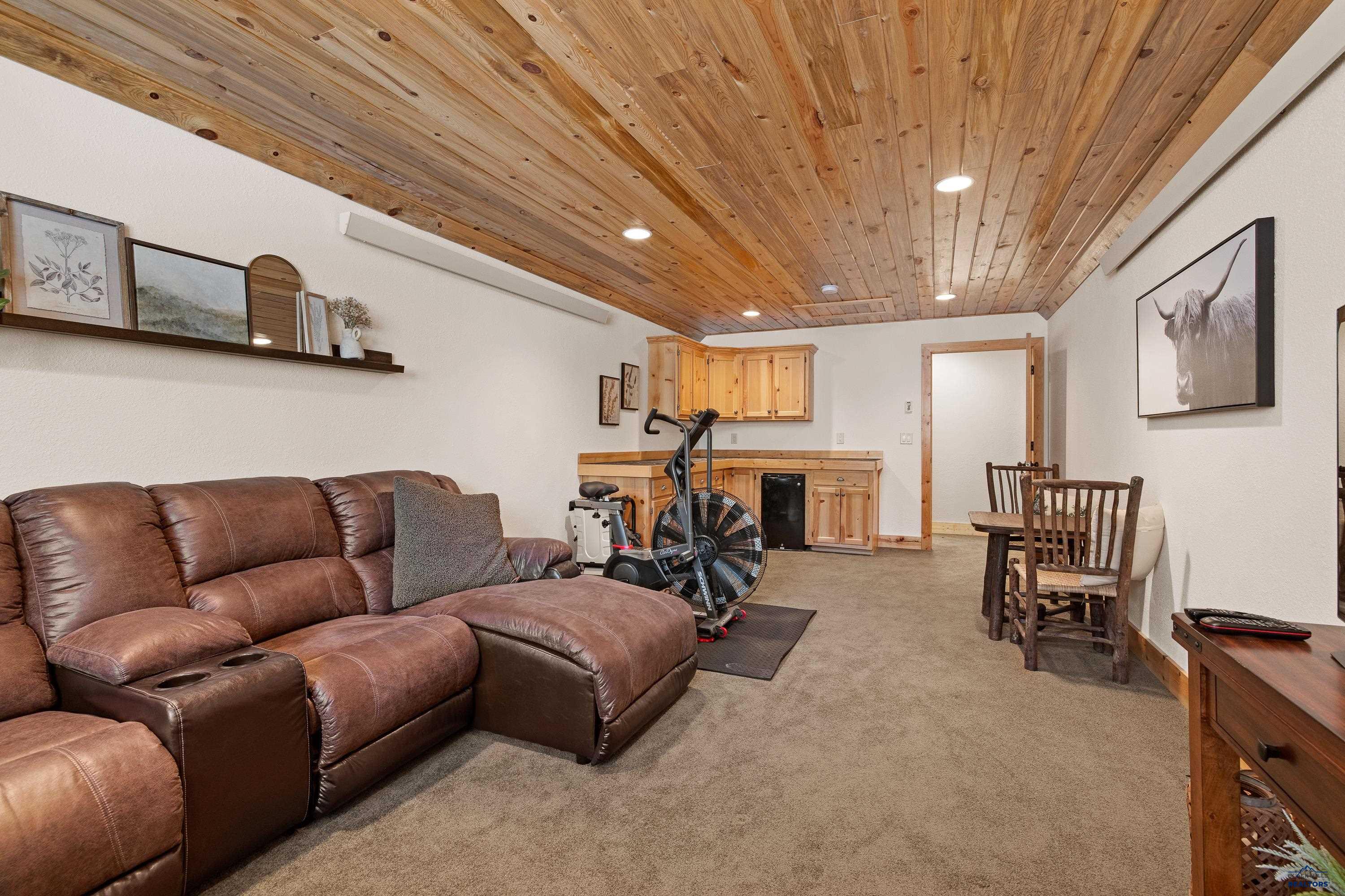 Spearfish, South Dakota, 57783, United States, 3 Bedrooms Bedrooms, ,2 BathroomsBathrooms,Residential,Active,2038218