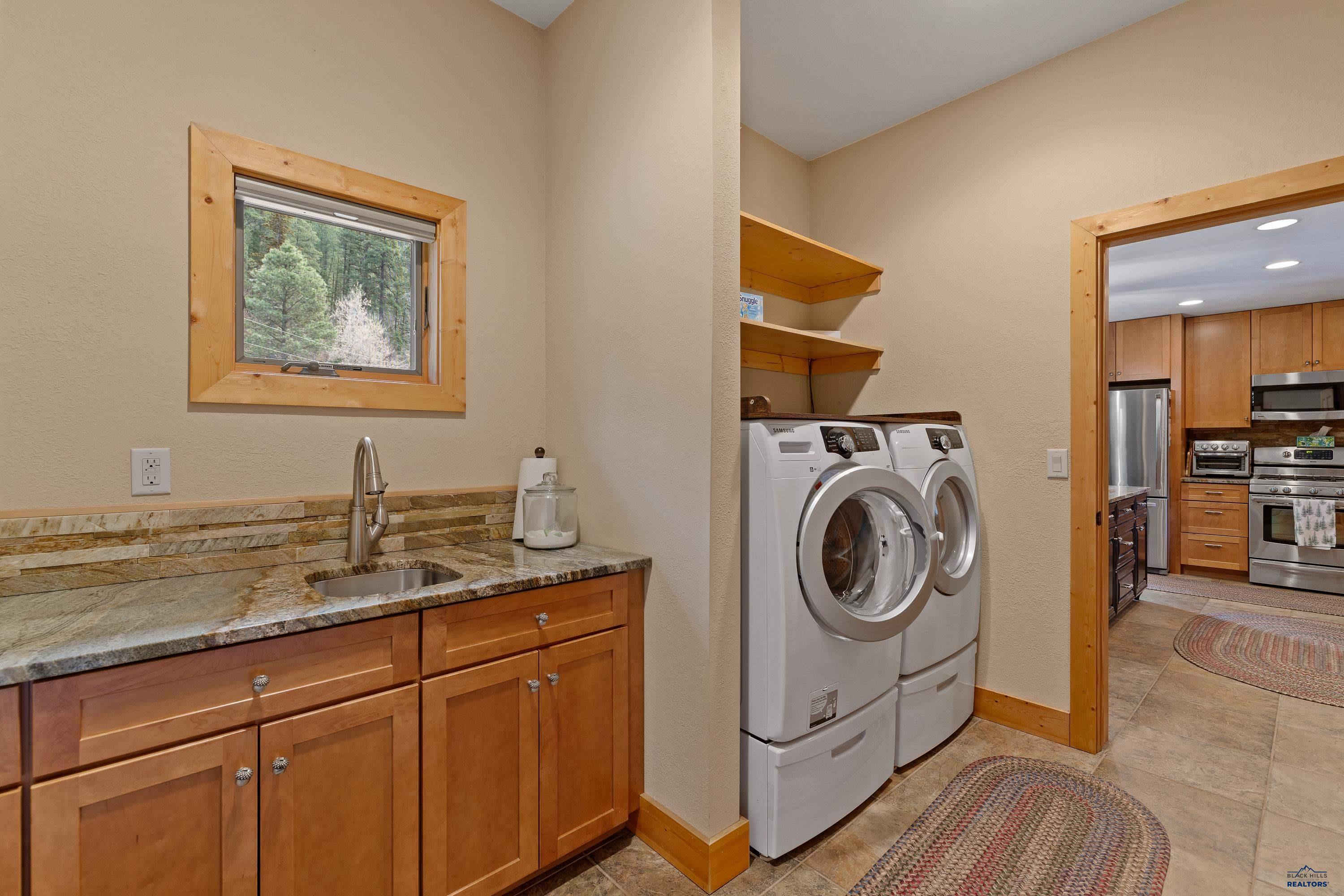 Spearfish, South Dakota, 57783, United States, 3 Bedrooms Bedrooms, ,2 BathroomsBathrooms,Residential,Active,2038218