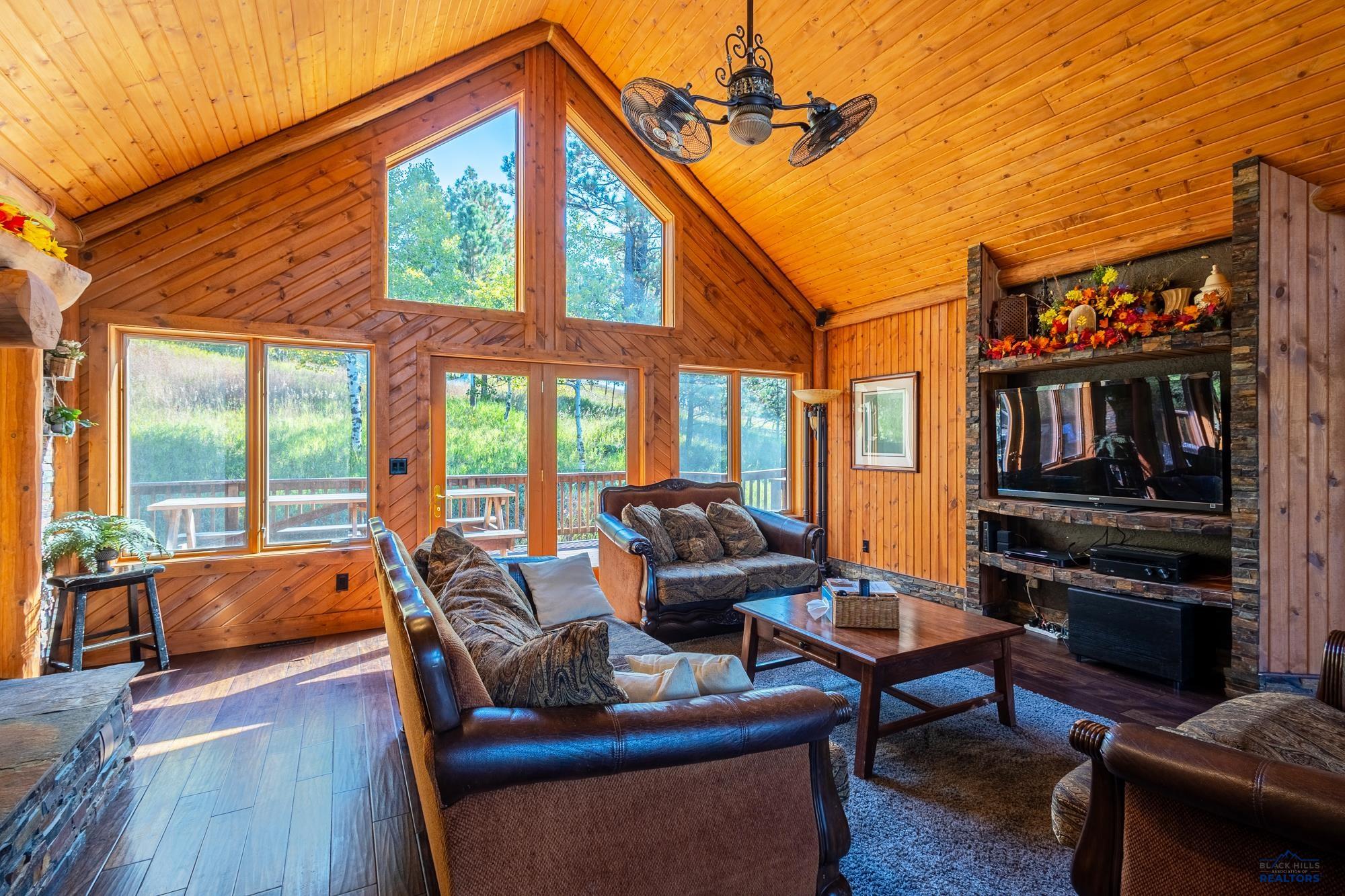 20766 SHIRTTAIL GULCH