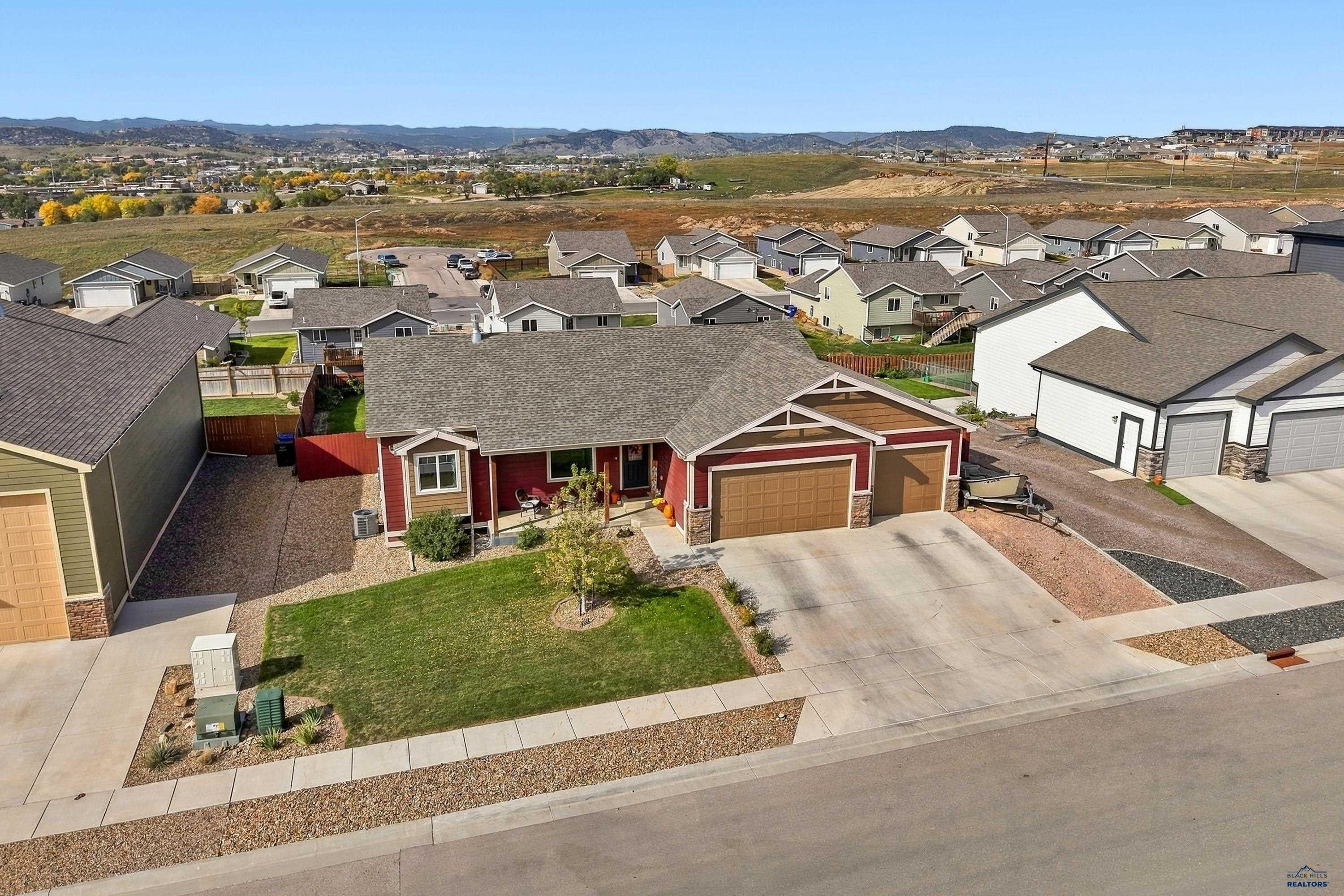 607 SUMMERFIELD DR