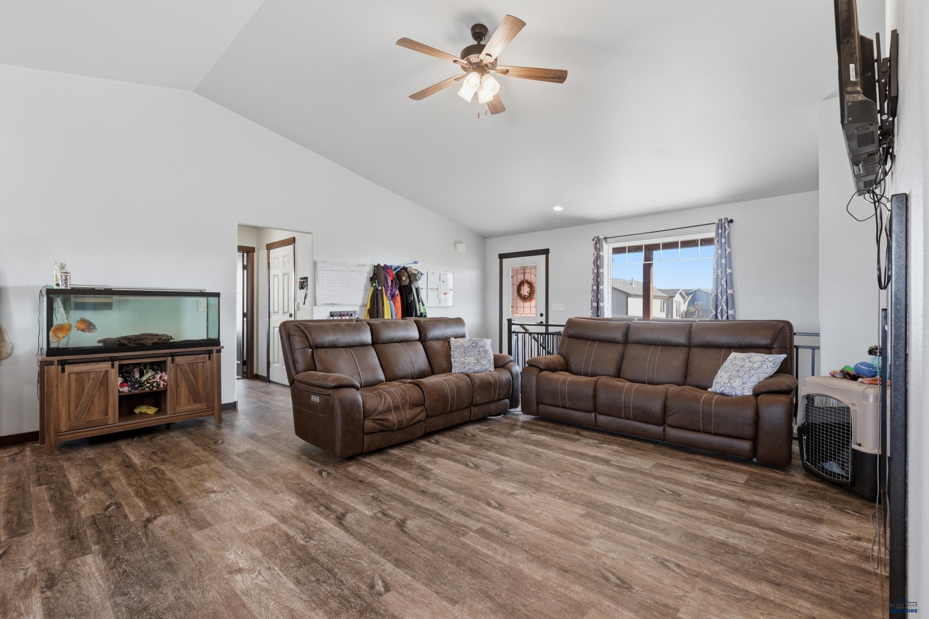 607 SUMMERFIELD DR