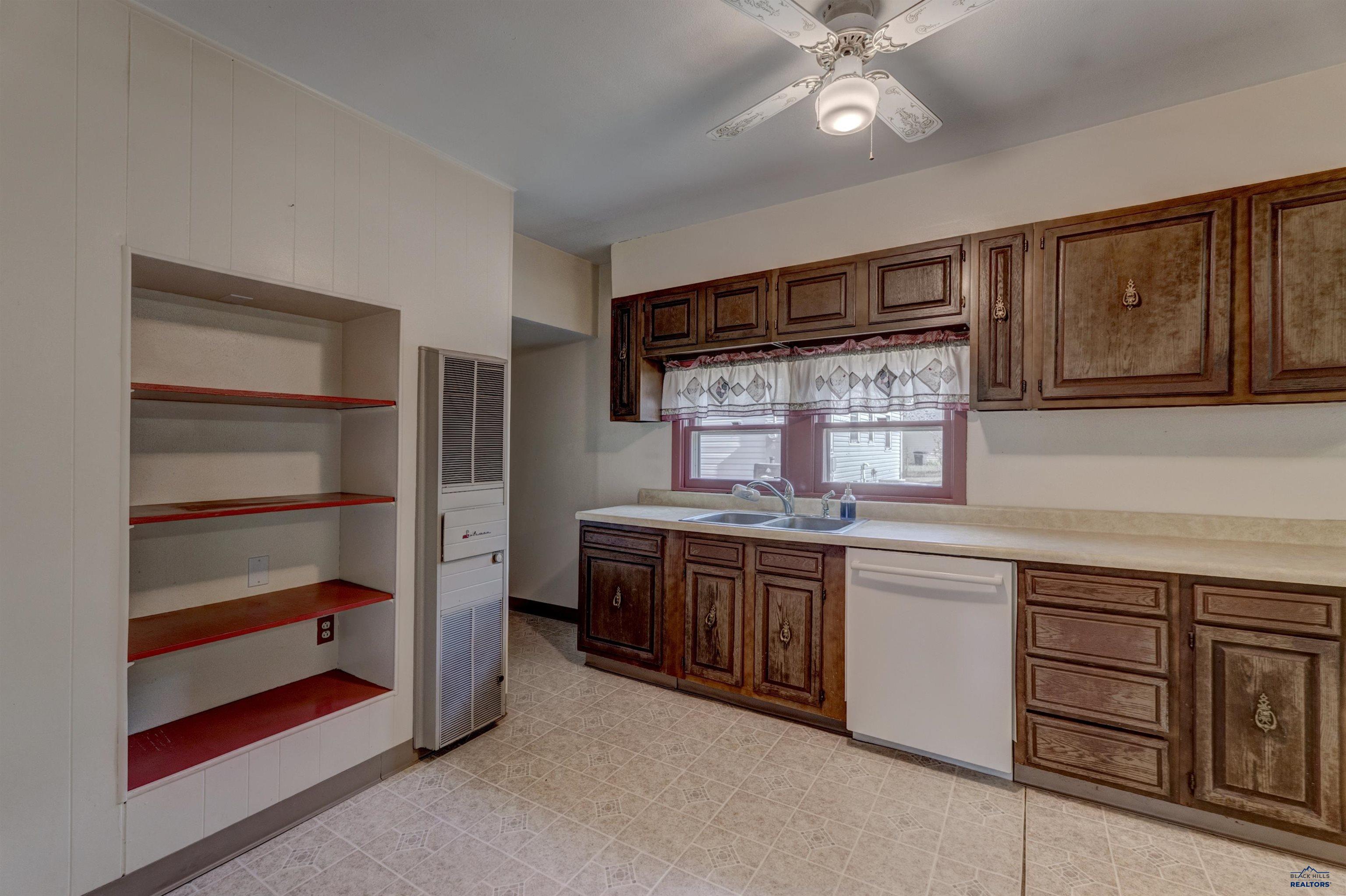 New Underwood, South Dakota 57761, United States, 3 Bedrooms Bedrooms, ,1 BathroomBathrooms,Residential,Active,172315