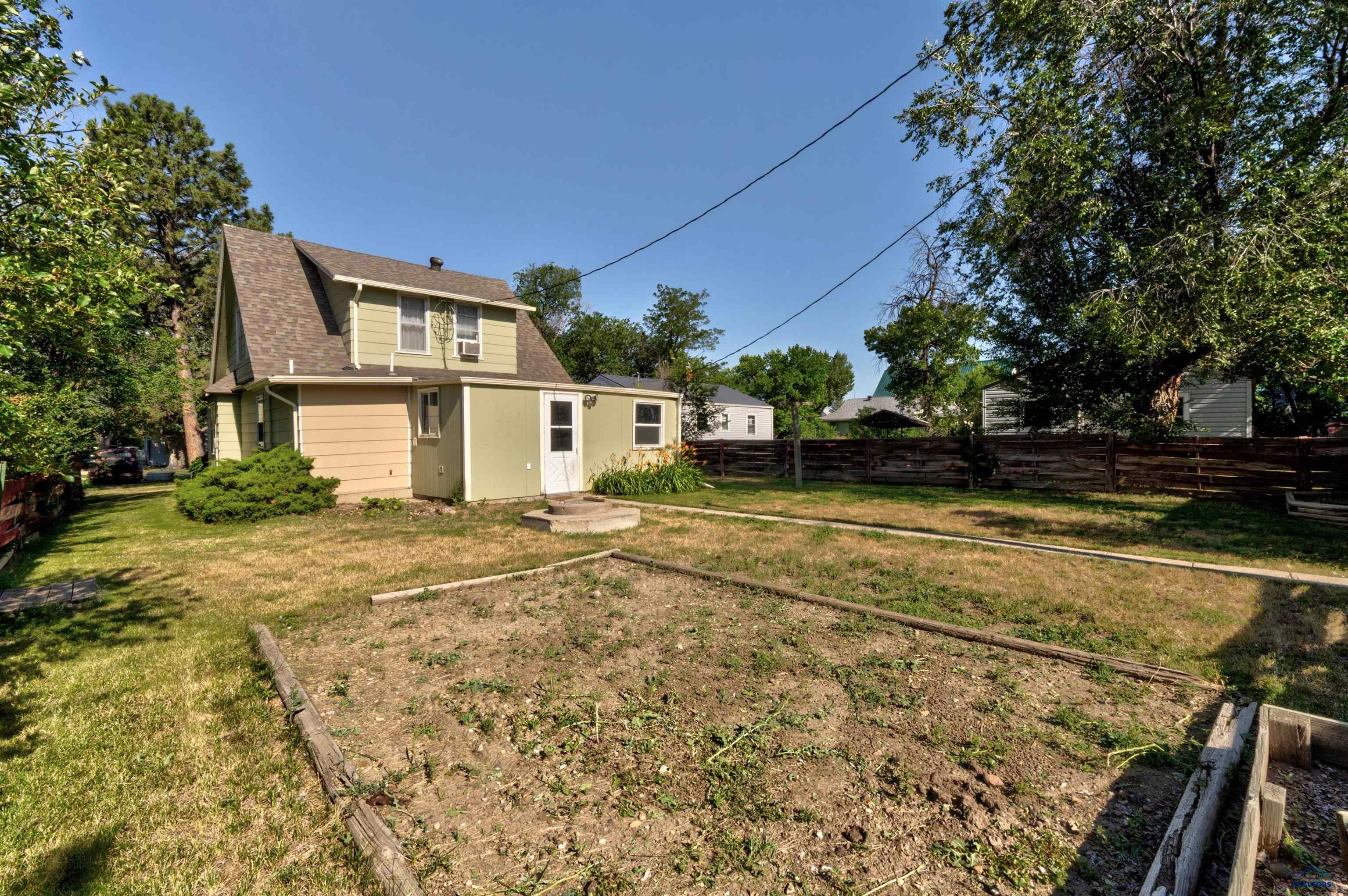 New Underwood, South Dakota 57761, United States, 3 Bedrooms Bedrooms, ,1 BathroomBathrooms,Residential,Active,172315