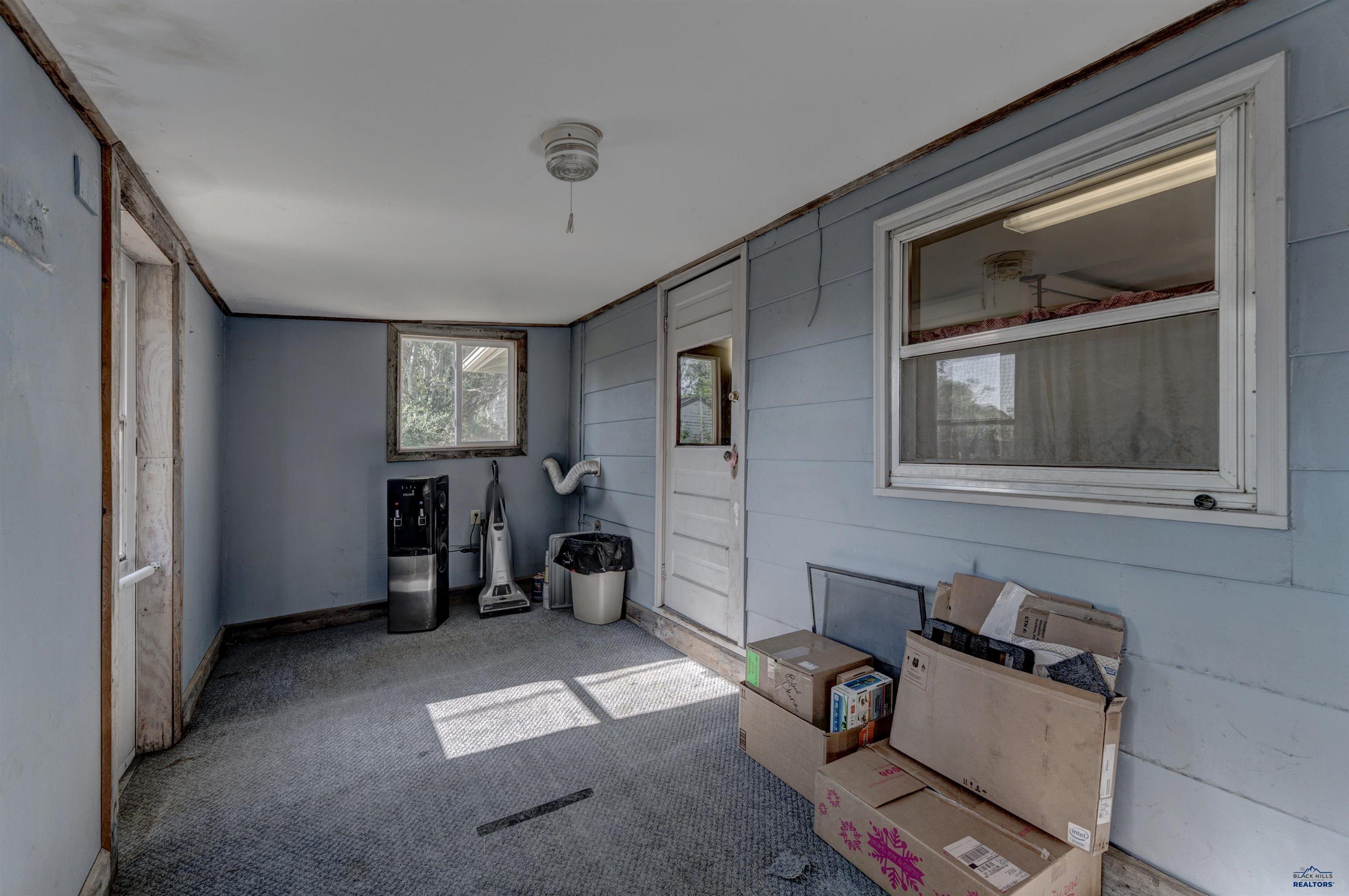 New Underwood, South Dakota 57761, United States, 3 Bedrooms Bedrooms, ,1 BathroomBathrooms,Residential,Active,172315