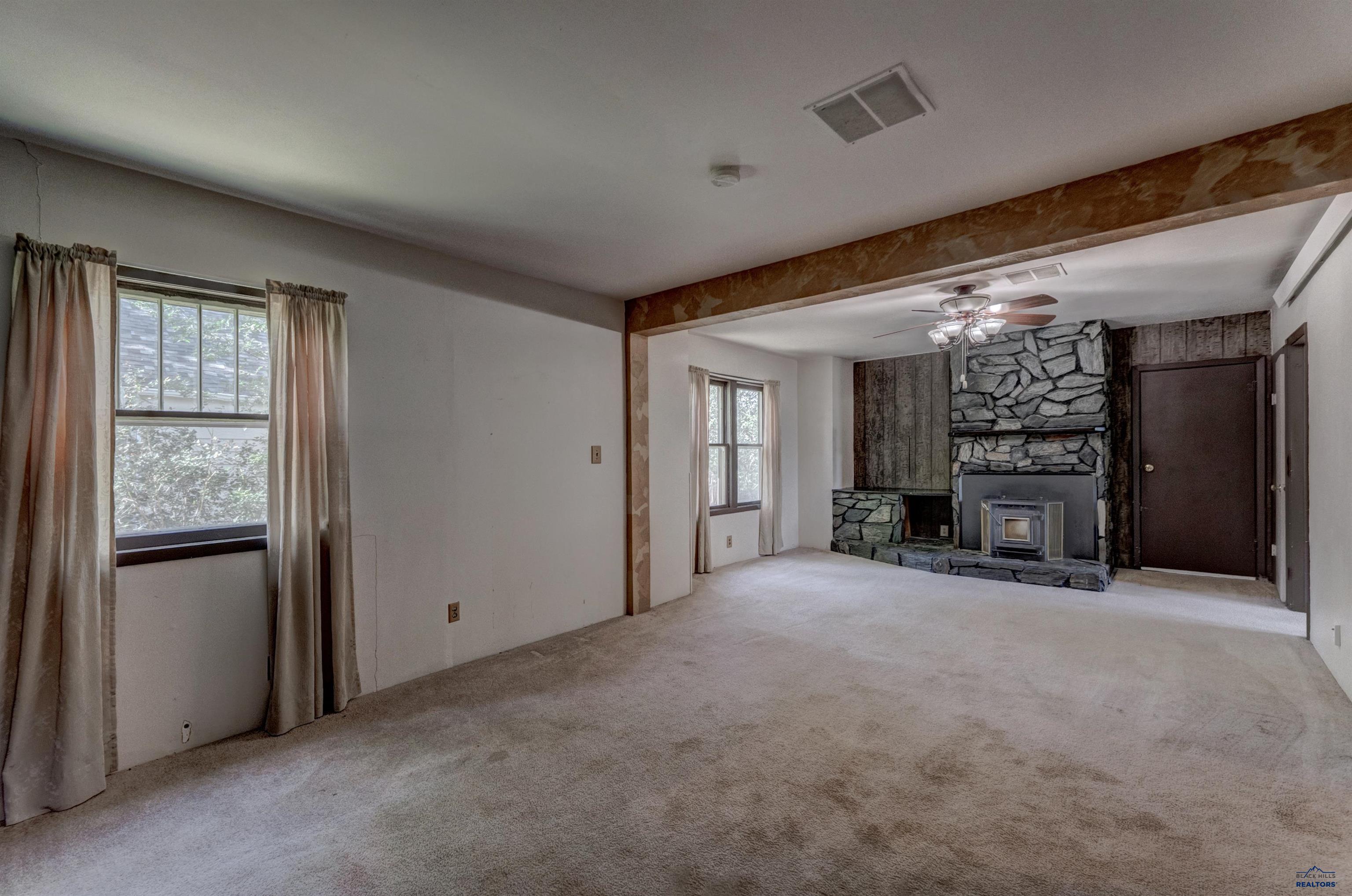 New Underwood, South Dakota 57761, United States, 3 Bedrooms Bedrooms, ,1 BathroomBathrooms,Residential,Active,172315