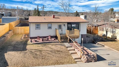 4511 WENTWORTH DR Rapid City SD 57702