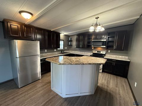 9514 BUCHANAN ST Summerset SD 57718