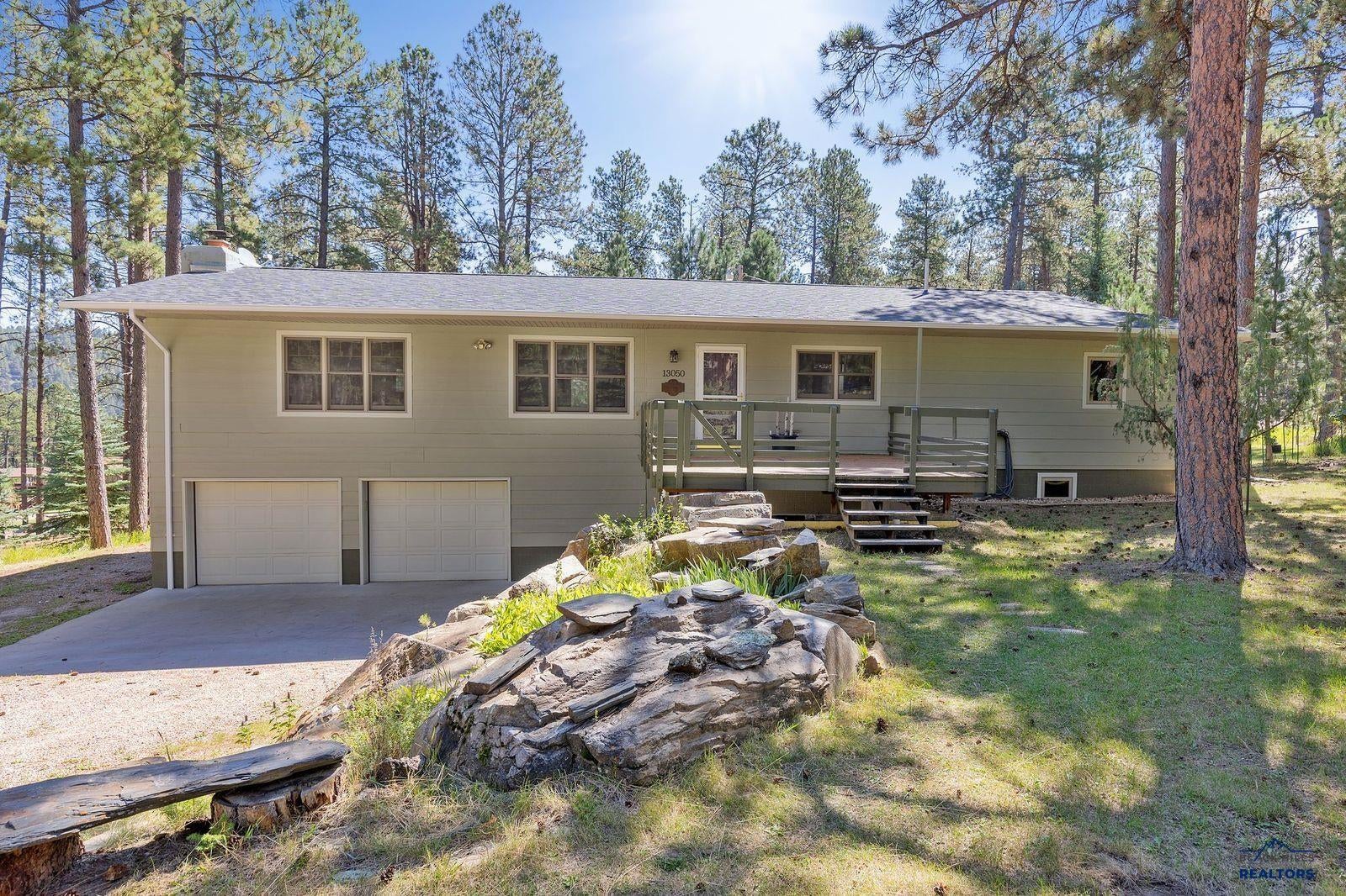 13050 MISSION HILLS LOOP