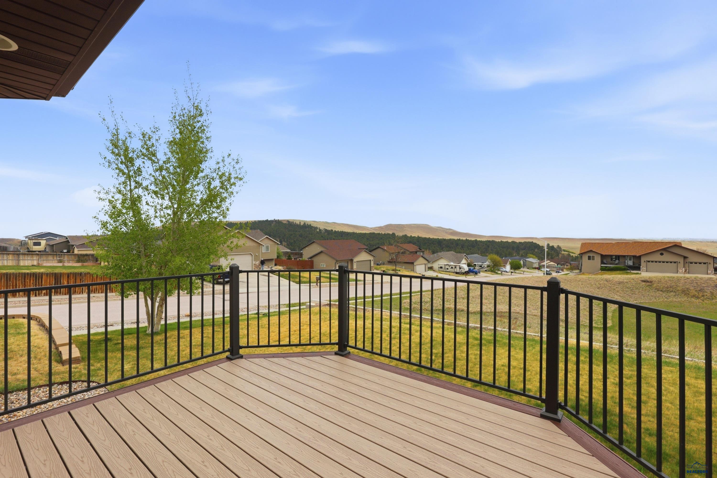 5134 MISTY WOODS LN