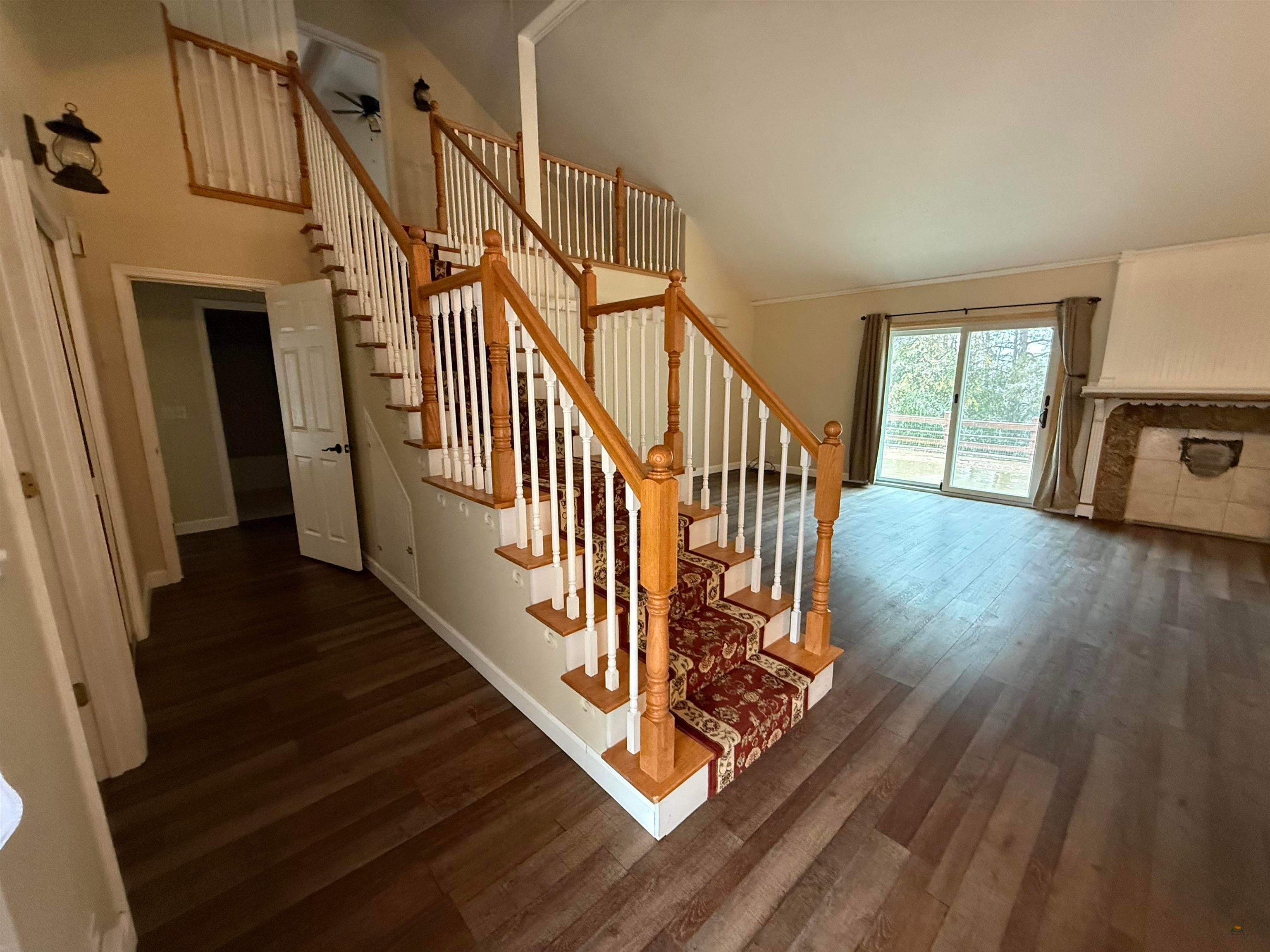 27427 VALLEY VIEW DR