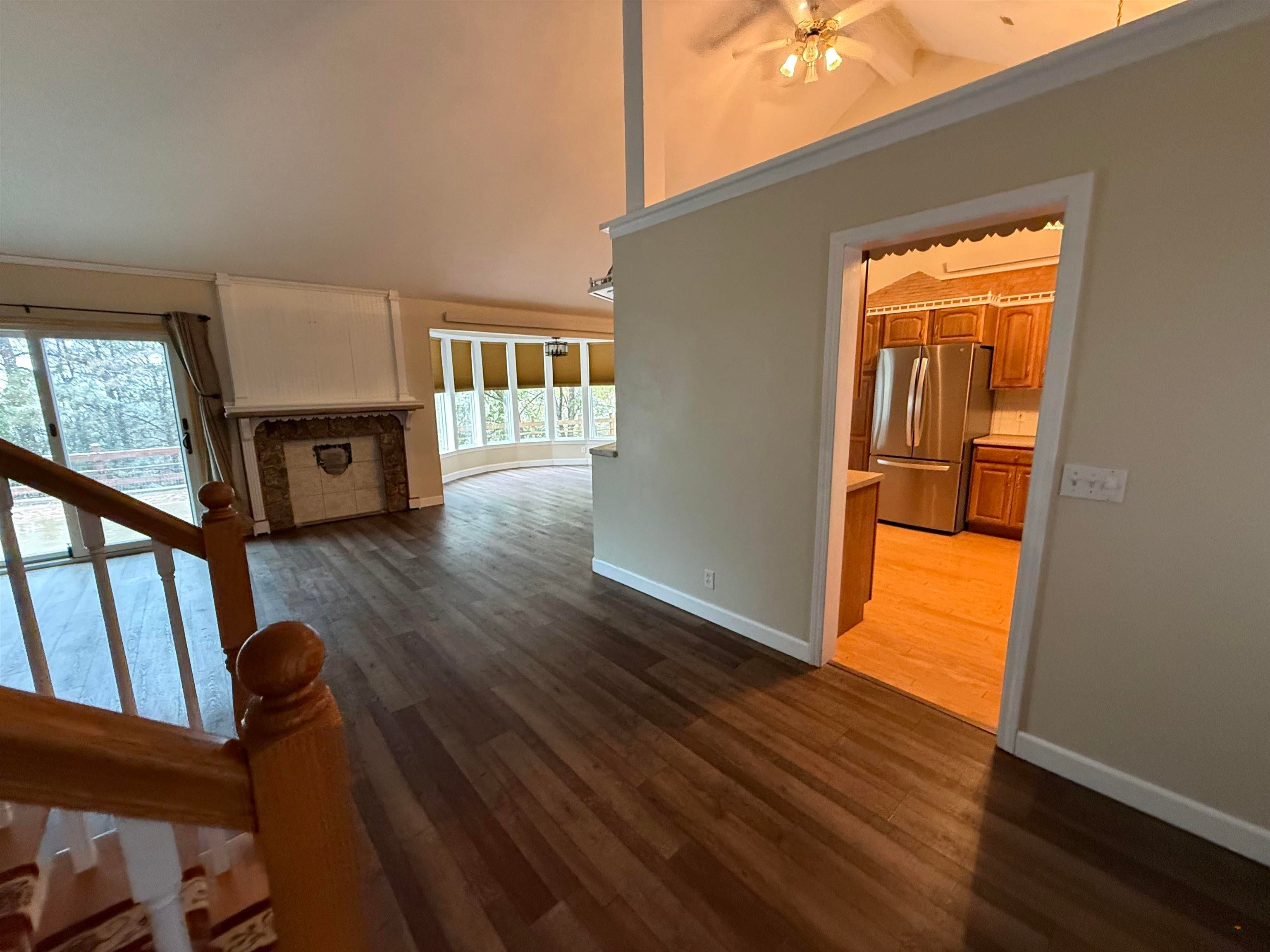 27427 VALLEY VIEW DR