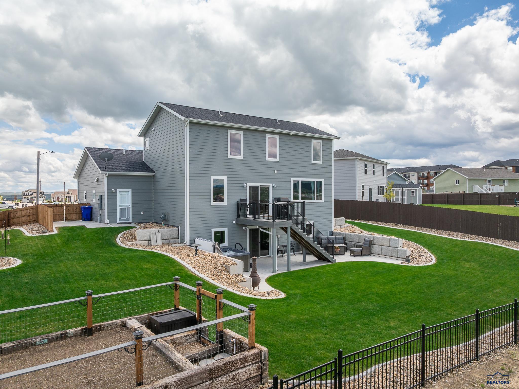 650 SOLOMON CT