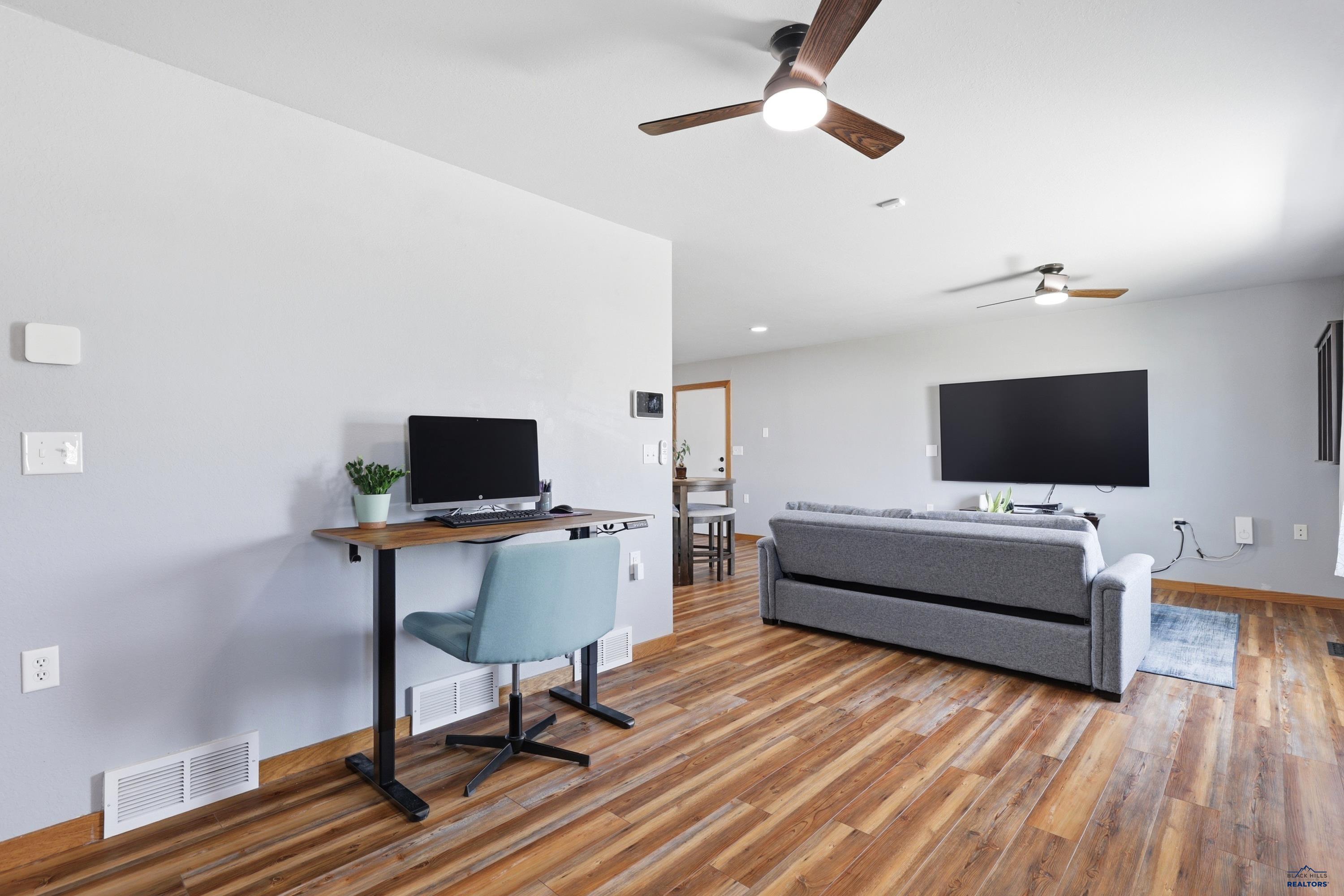 601 STEALTH LN