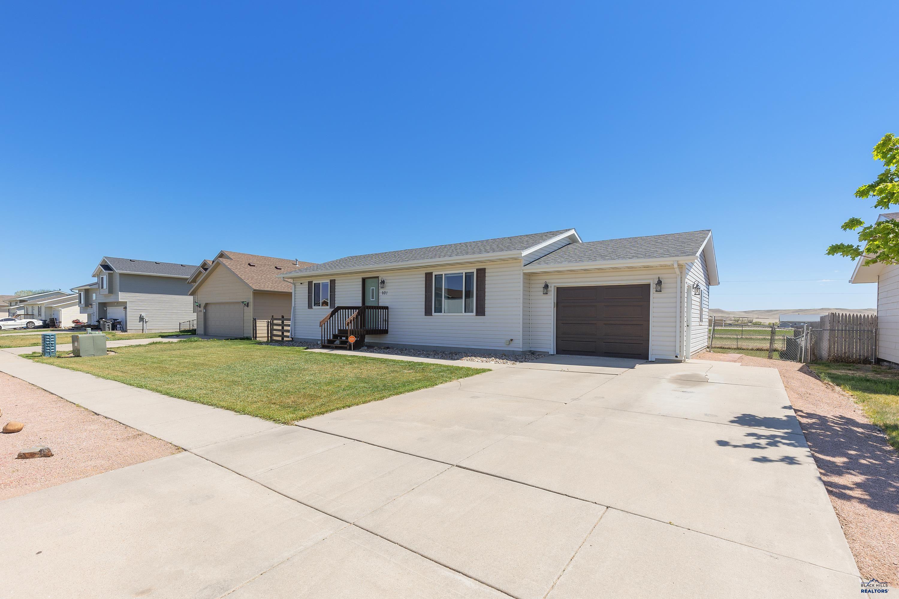 601 STEALTH LN