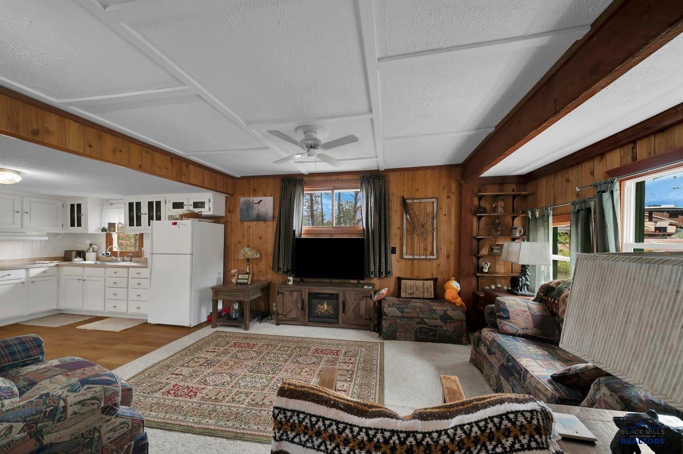 27438 RED FOX RD