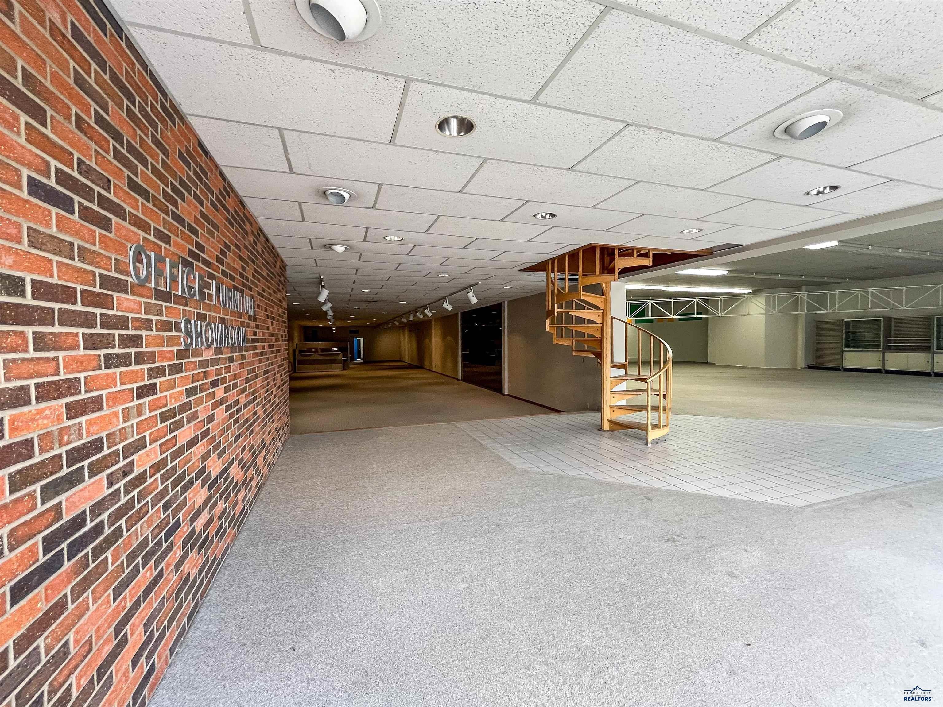 714 ST JOSEPH