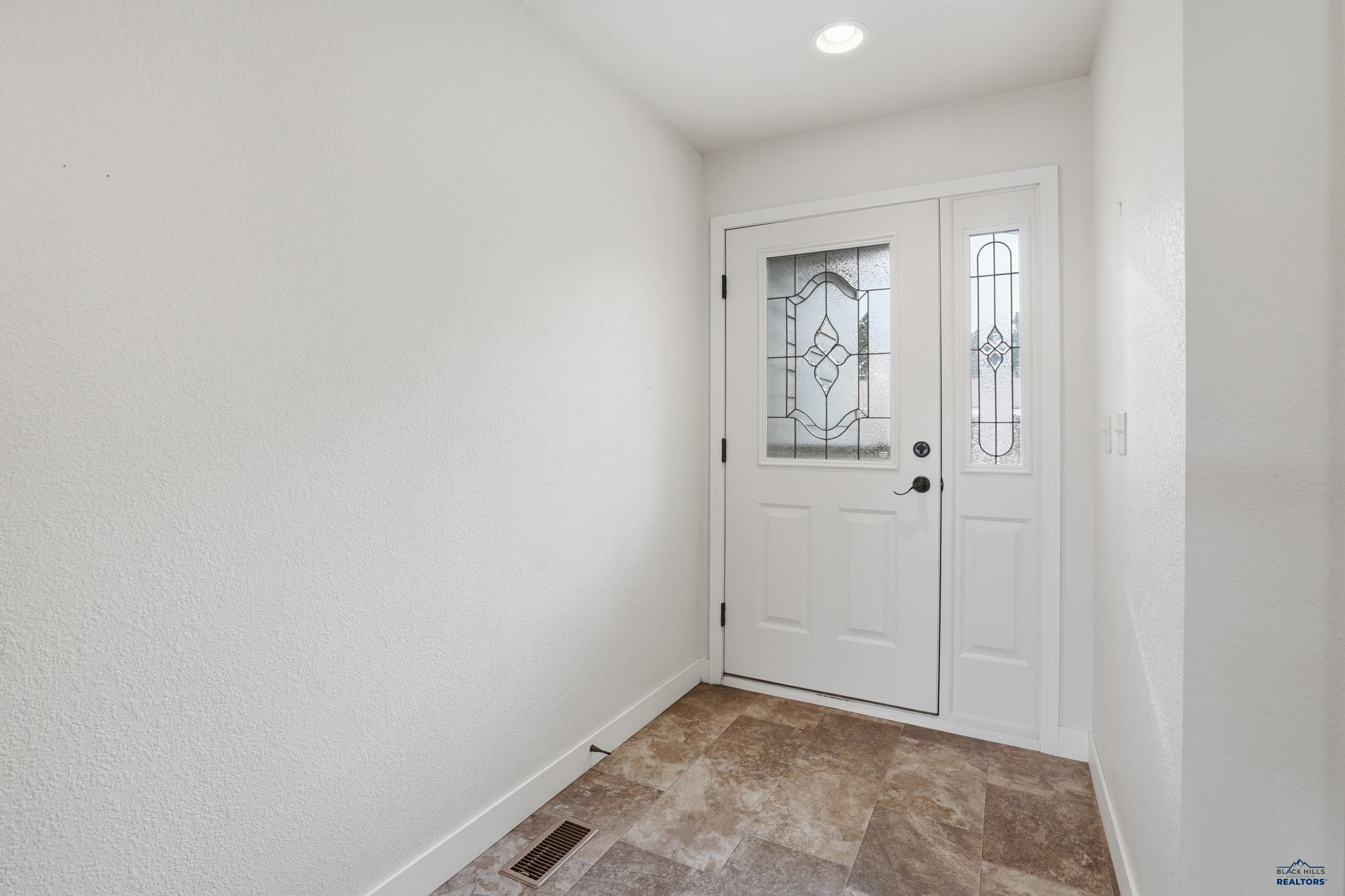 6908 EMERALD HEIGHTS RD