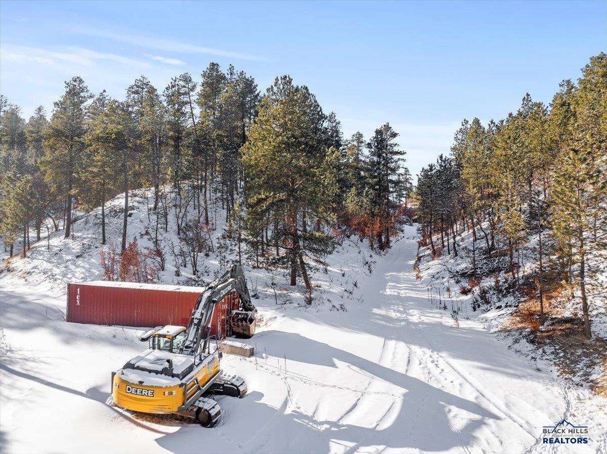 39.7 +/- Acres CROOK MOUNTAIN RD