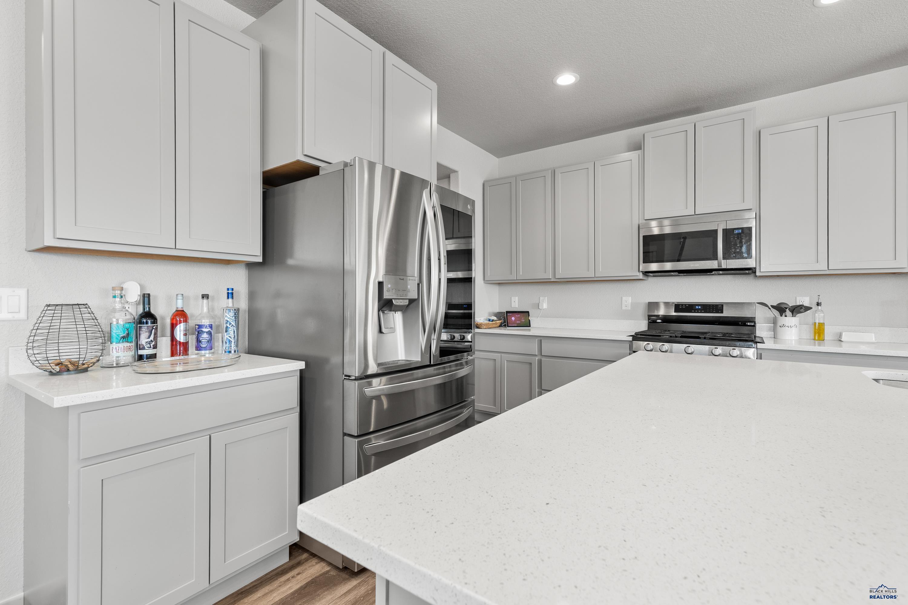 506 SOLOMON CT