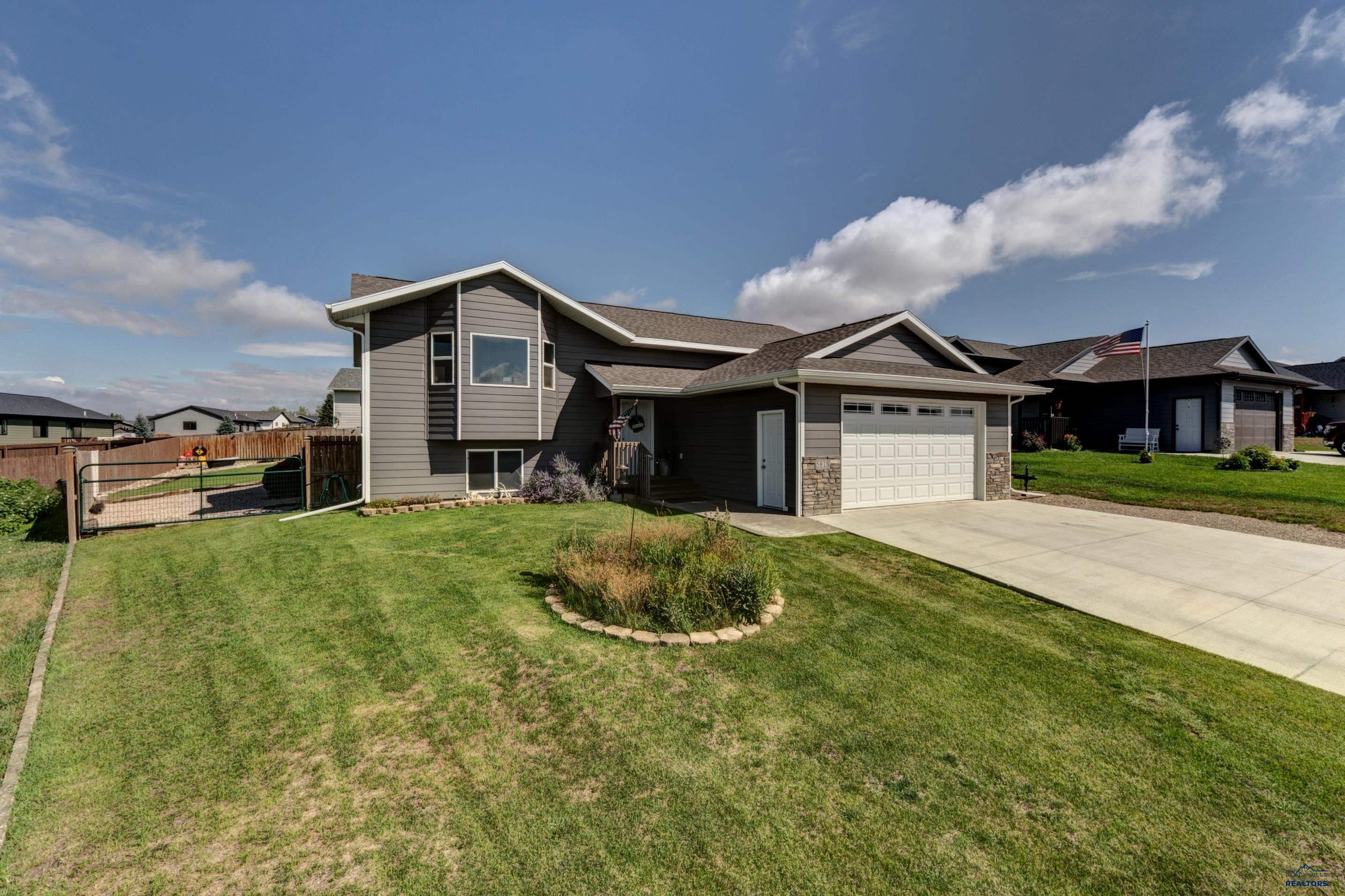 5818 WEATHERBY LOOP