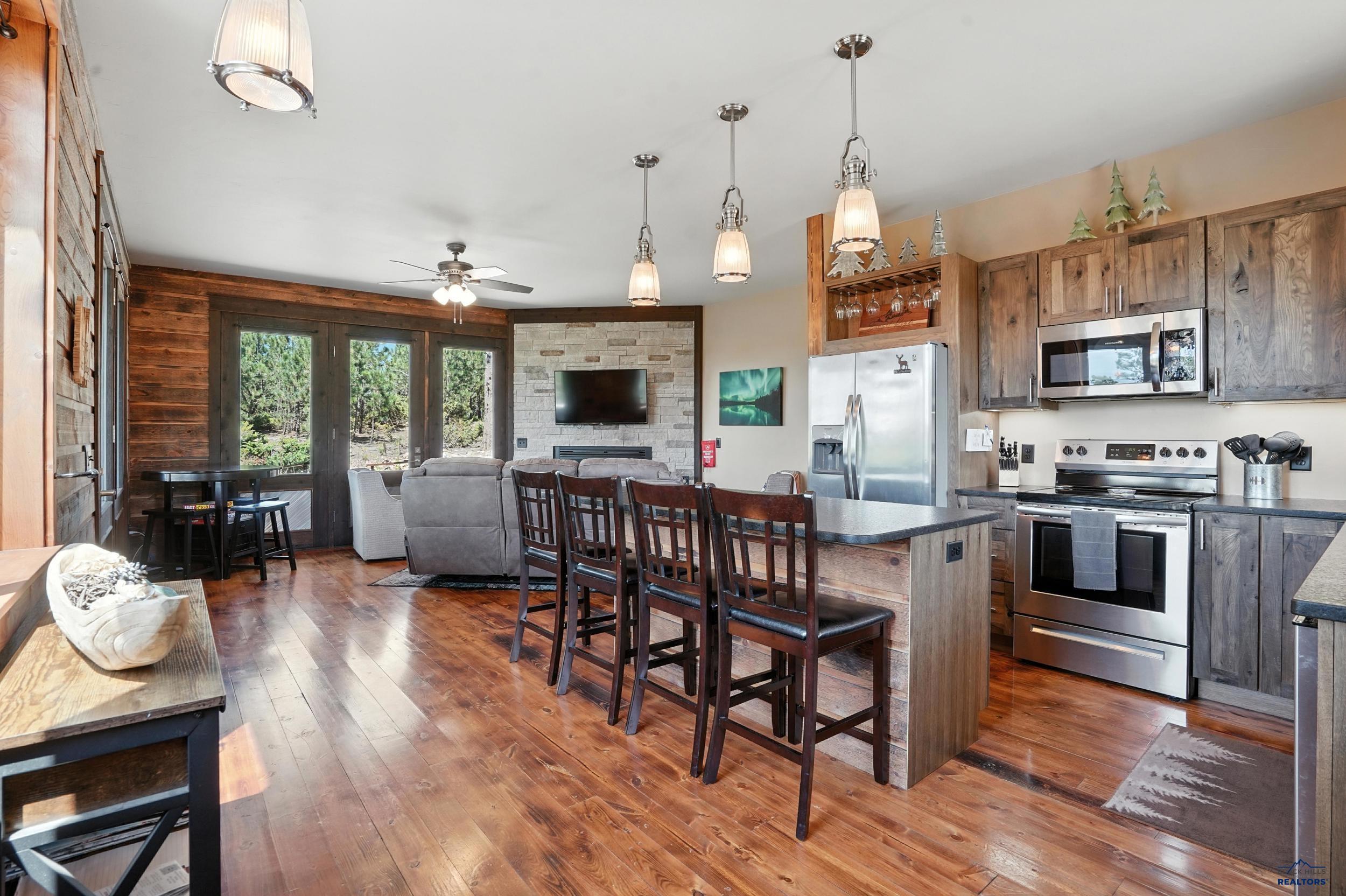 Lead, South Dakota, 57754, United States, 5 Bedrooms Bedrooms, ,4 BathroomsBathrooms,Residential,Active,2028779