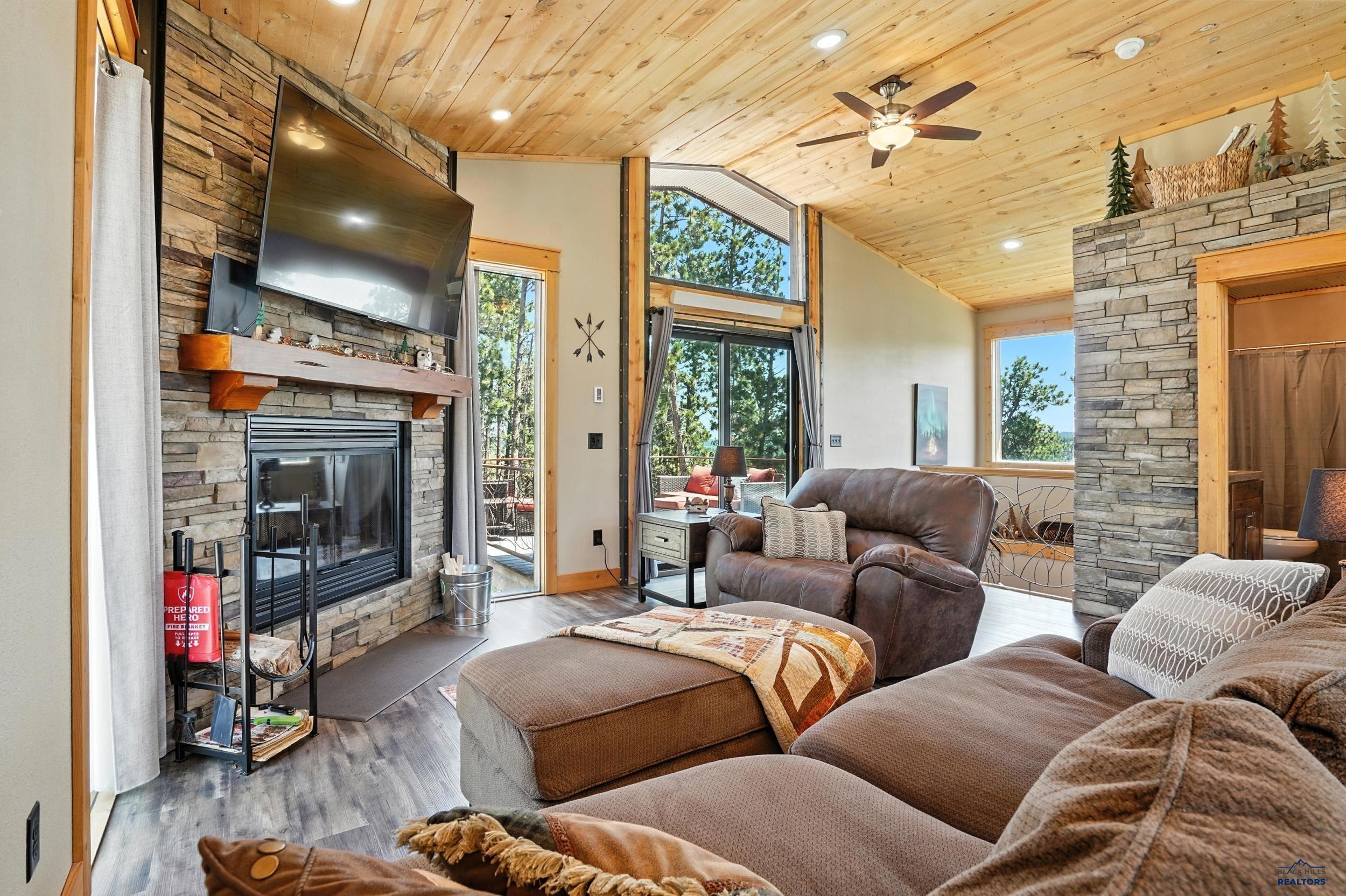 Lead, South Dakota, 57754, United States, 5 Bedrooms Bedrooms, ,4 BathroomsBathrooms,Residential,Active,2028779