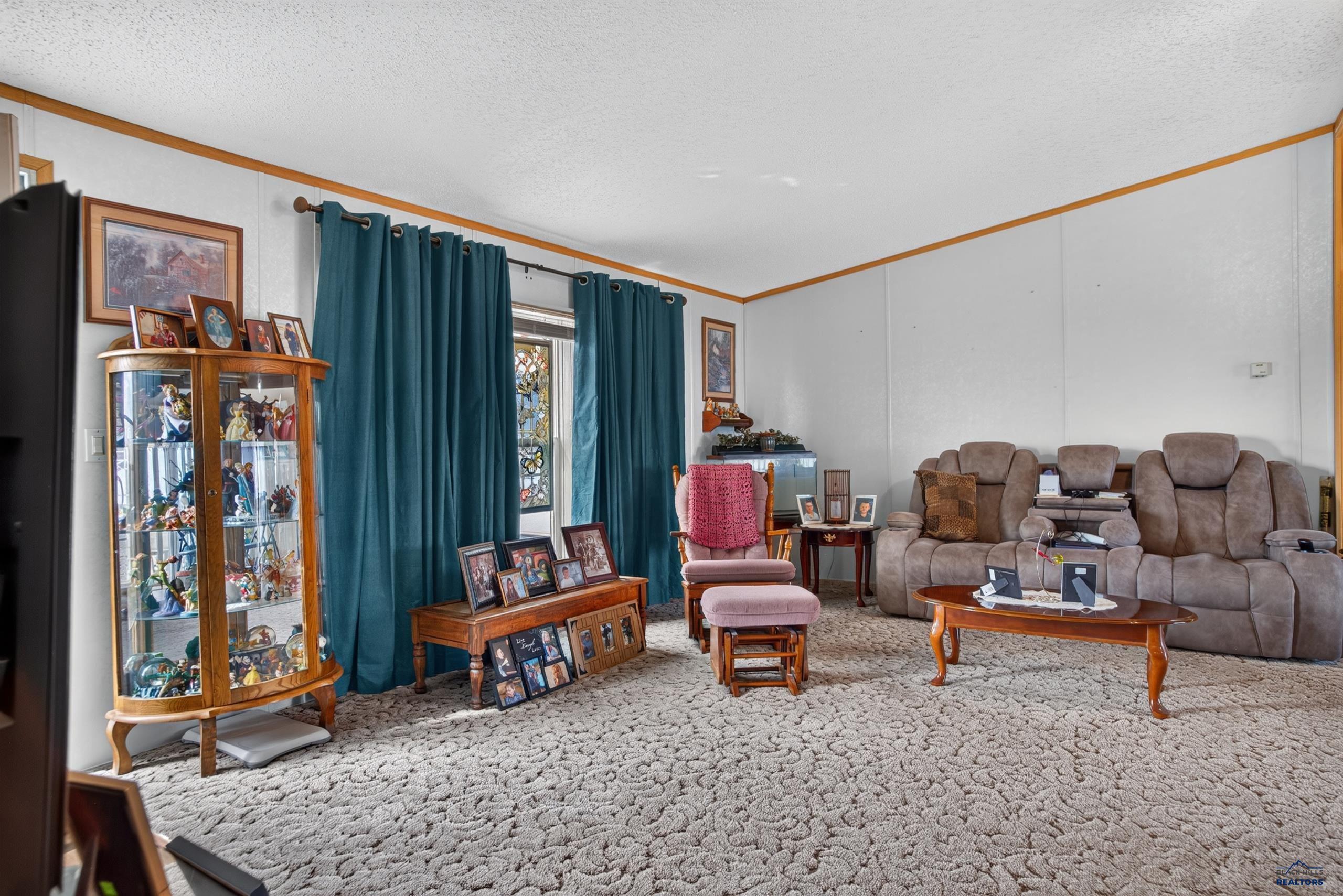 3943 ELKHORN LN