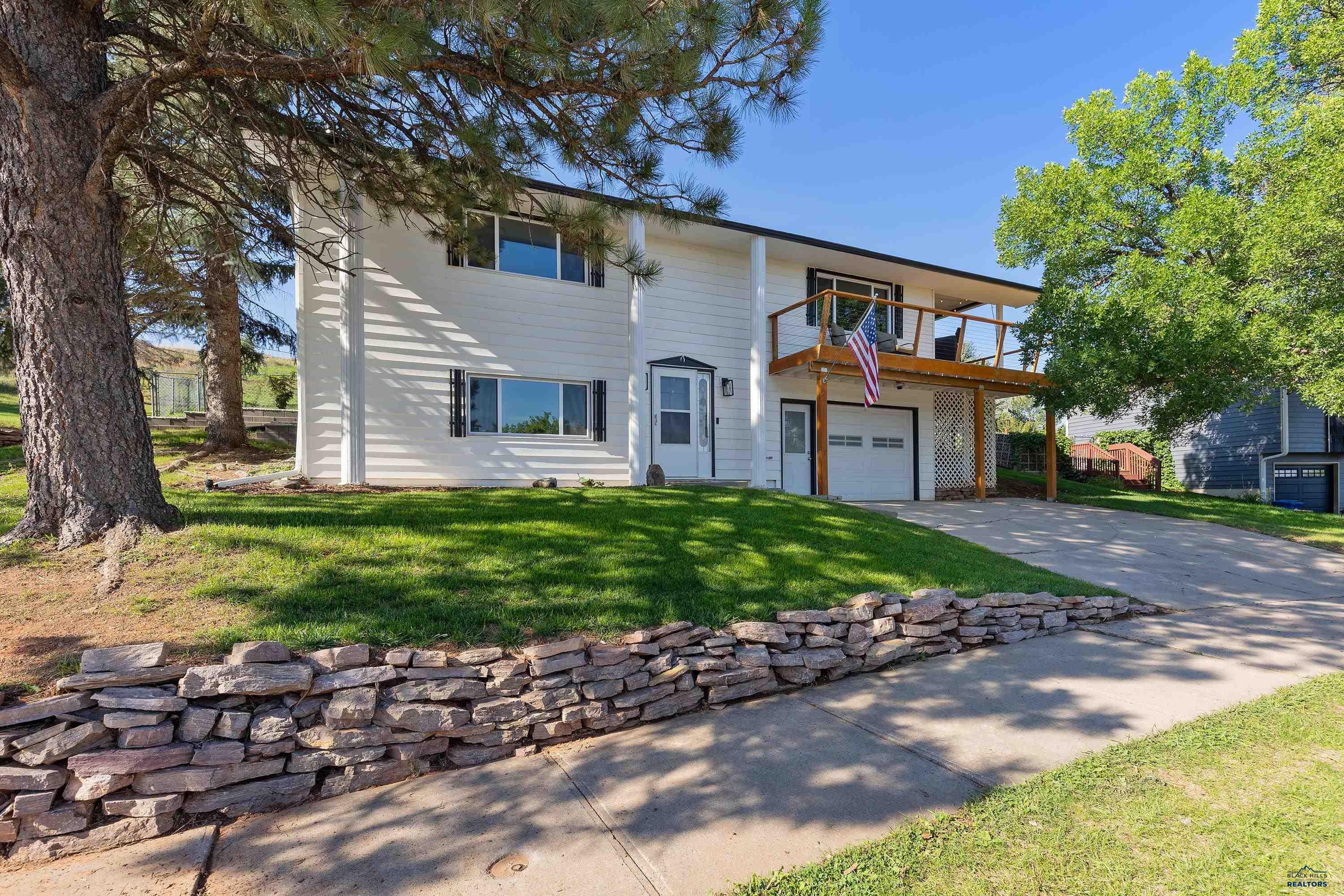 2423 CAMERON DR