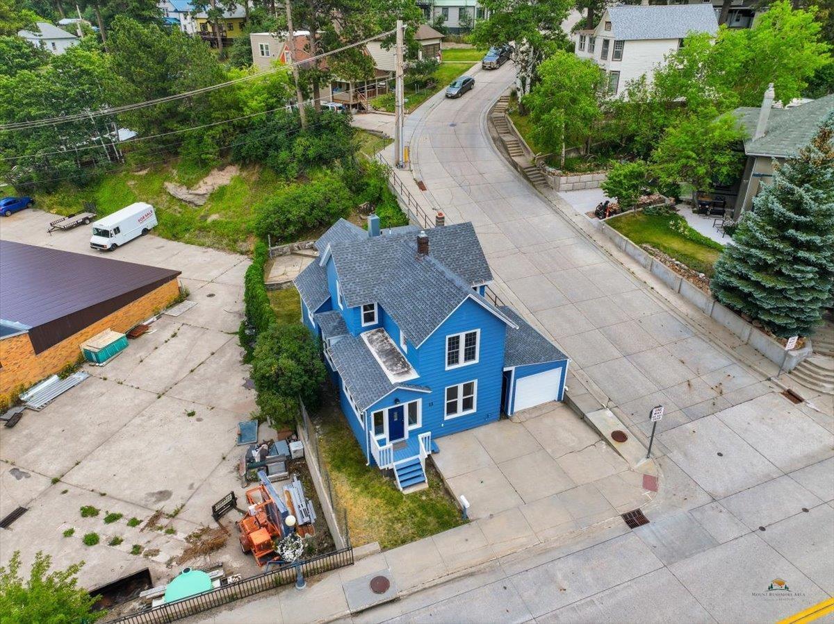 12 S MAIN ST