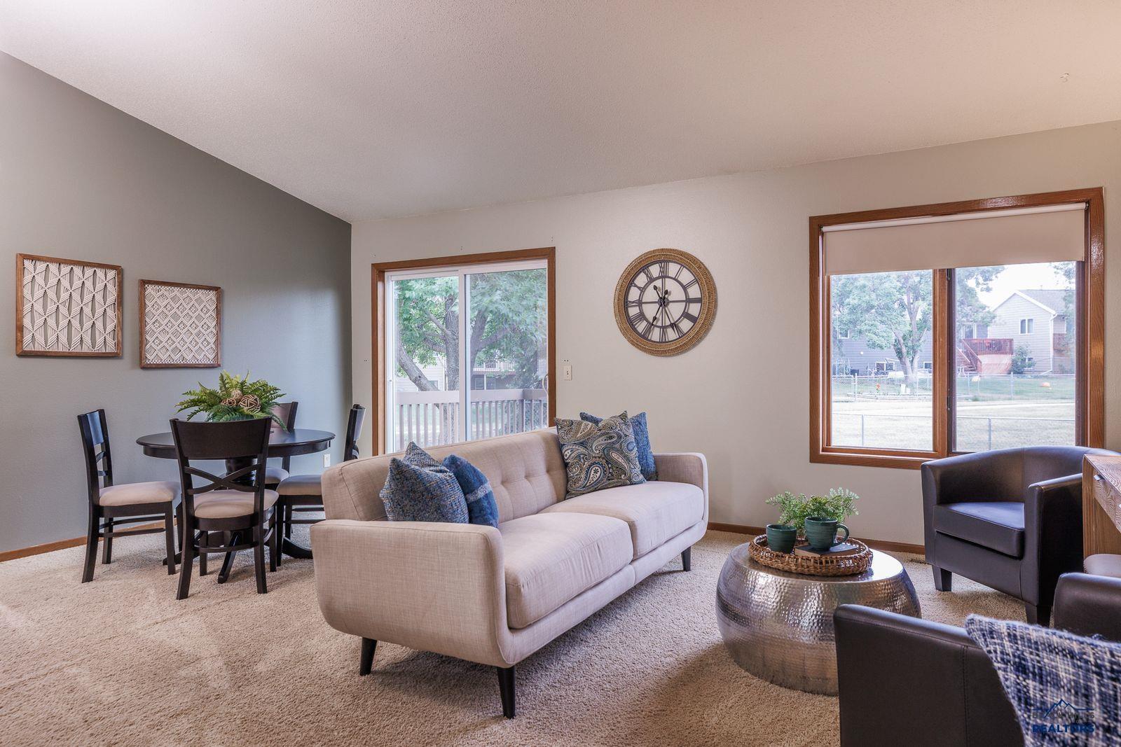 4120 PRAIRIE VIEW CT