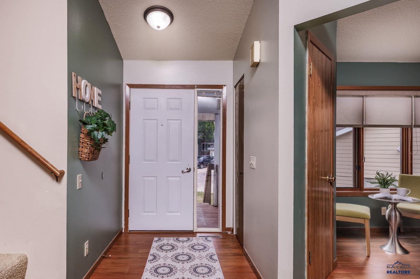4120 PRAIRIE VIEW CT