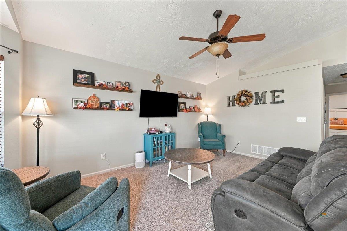 6565 ASTORIA LN