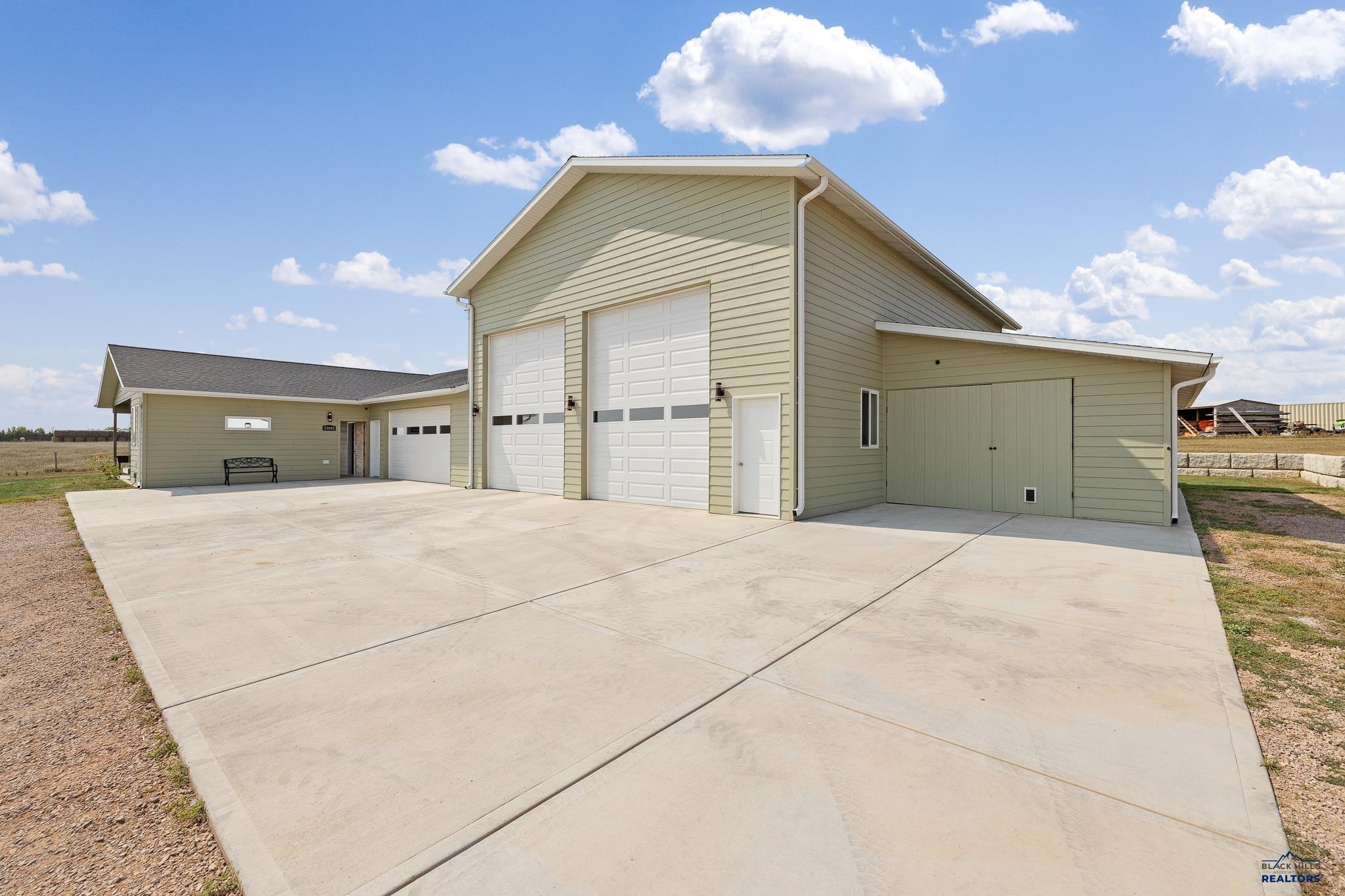 23042 RADAR HILL RD