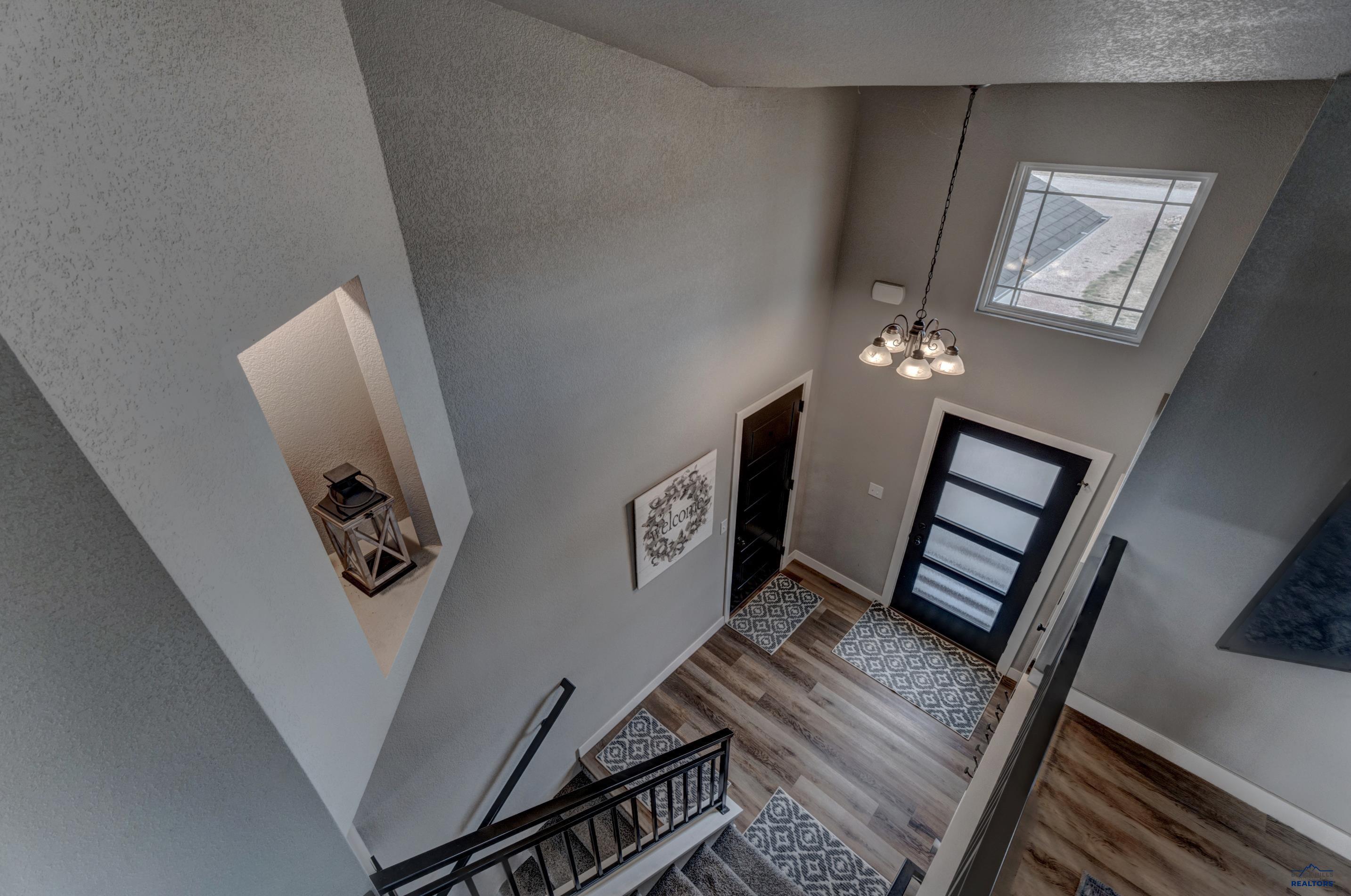 13843 RIATA LOOP