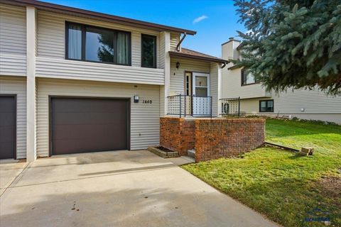 1440 LOOKOUT VALLEY CT Spearfish SD 57783