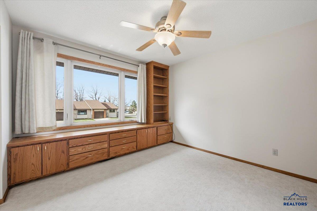 1440 LOOKOUT VALLEY CT