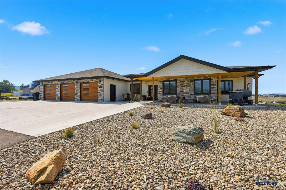 2285 MCGUIGAN RD