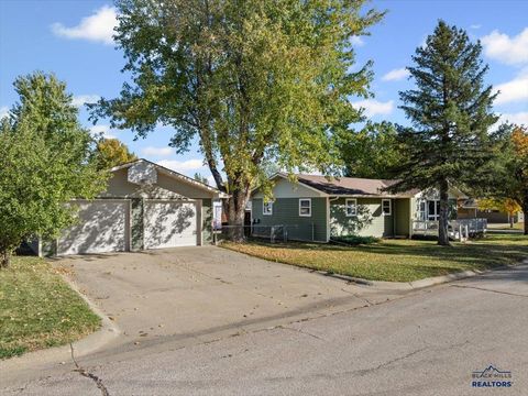 801 GLOVER ST Sturgis SD 57785
