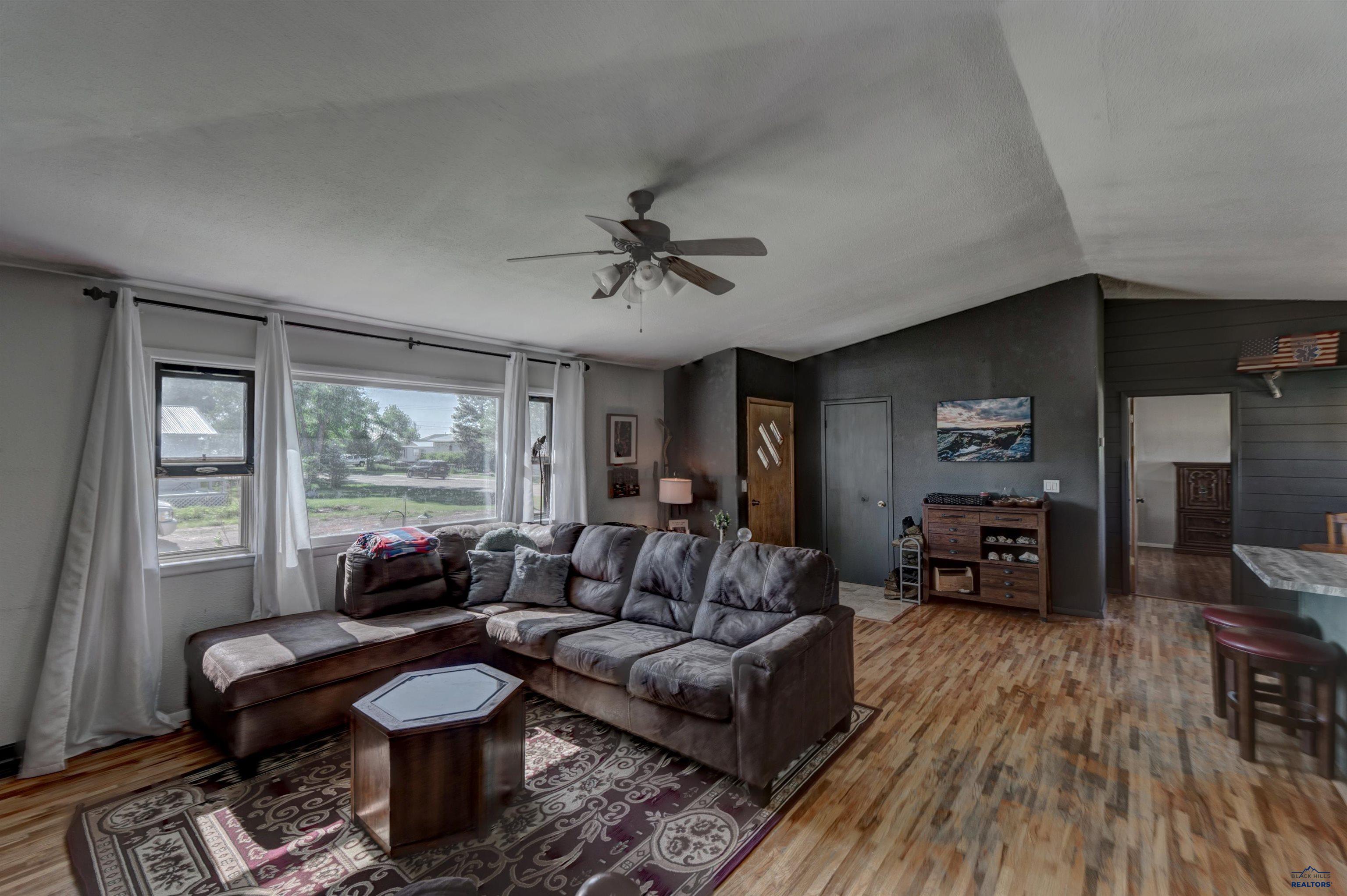 Newell, South Dakota 57760, United States, 4 Bedrooms Bedrooms, ,2 BathroomsBathrooms,Residential,Active,158151