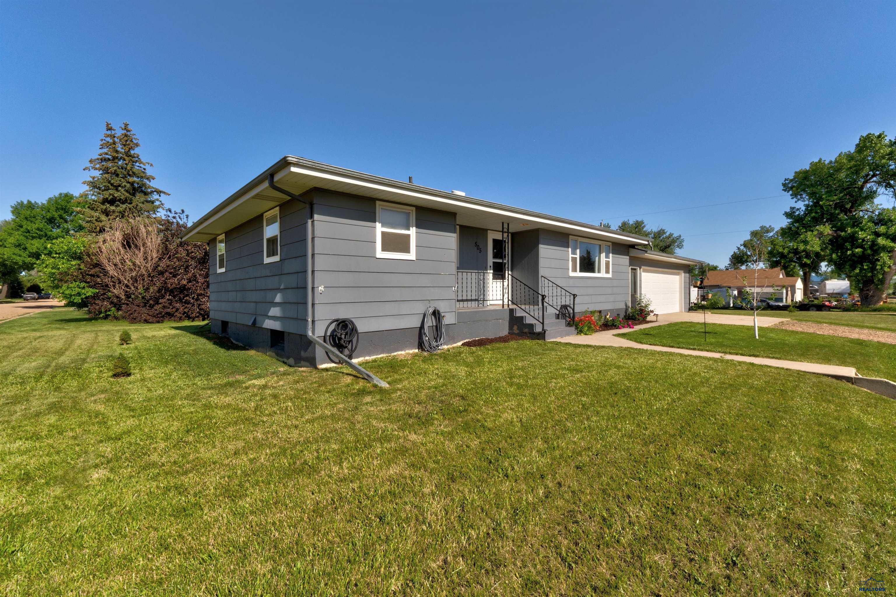 Newell, South Dakota 57760, United States, 4 Bedrooms Bedrooms, ,2 BathroomsBathrooms,Residential,Active,158151