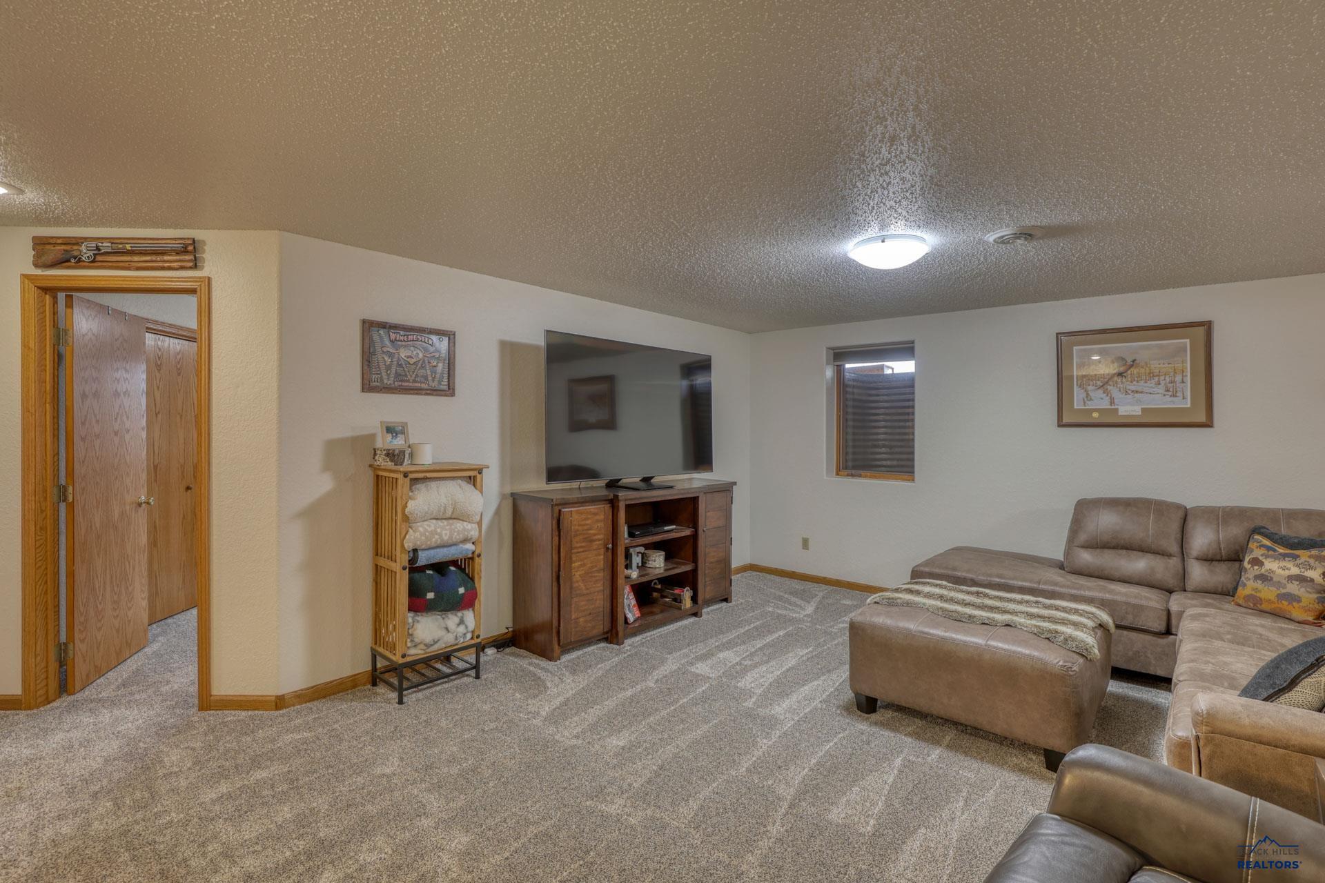 Piedmont, South Dakota, 57769, United States, 5 Bedrooms Bedrooms, ,3 BathroomsBathrooms,Residential,Active,2032444