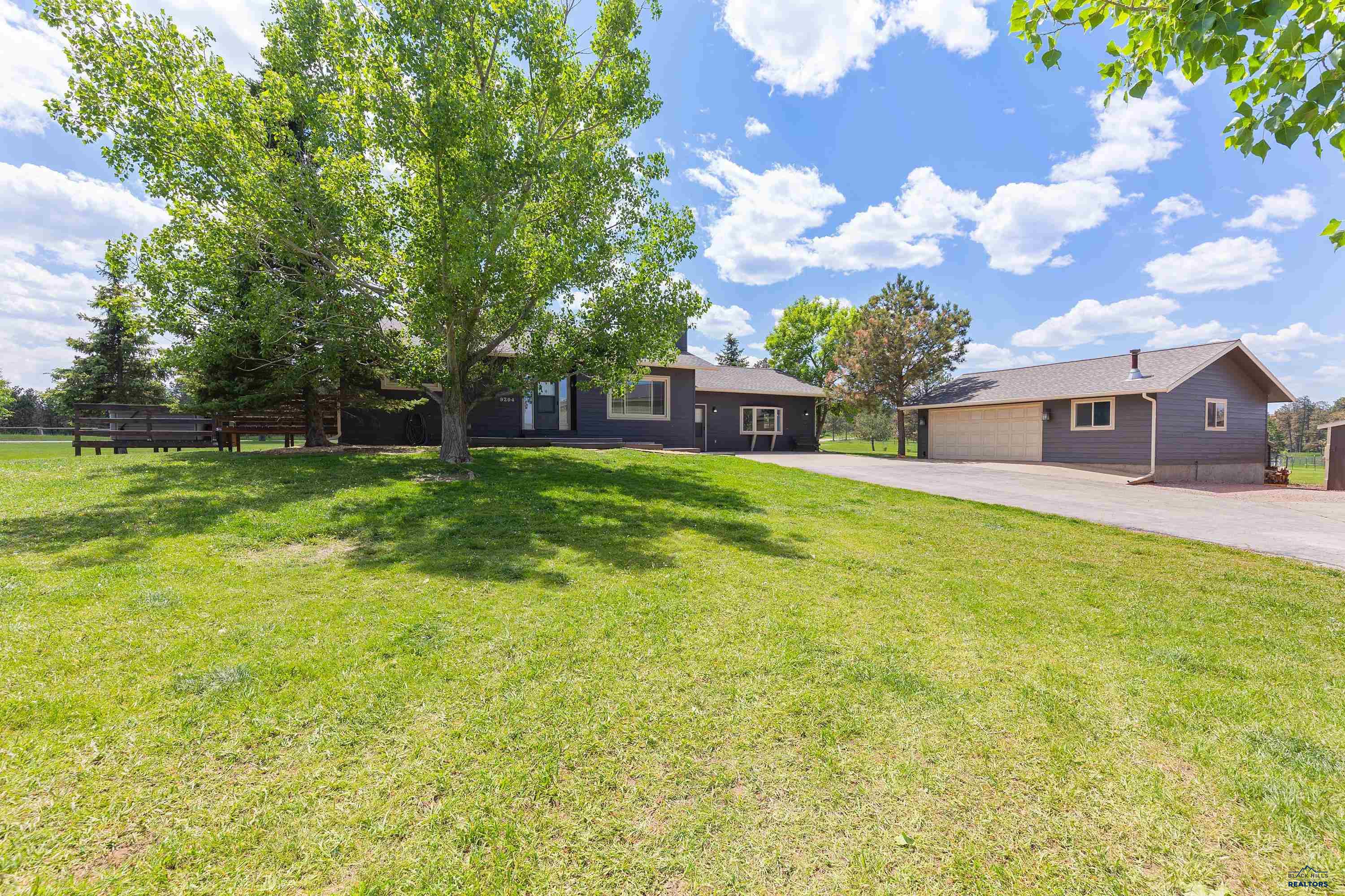 9204 S HIGH MEADOWS DR