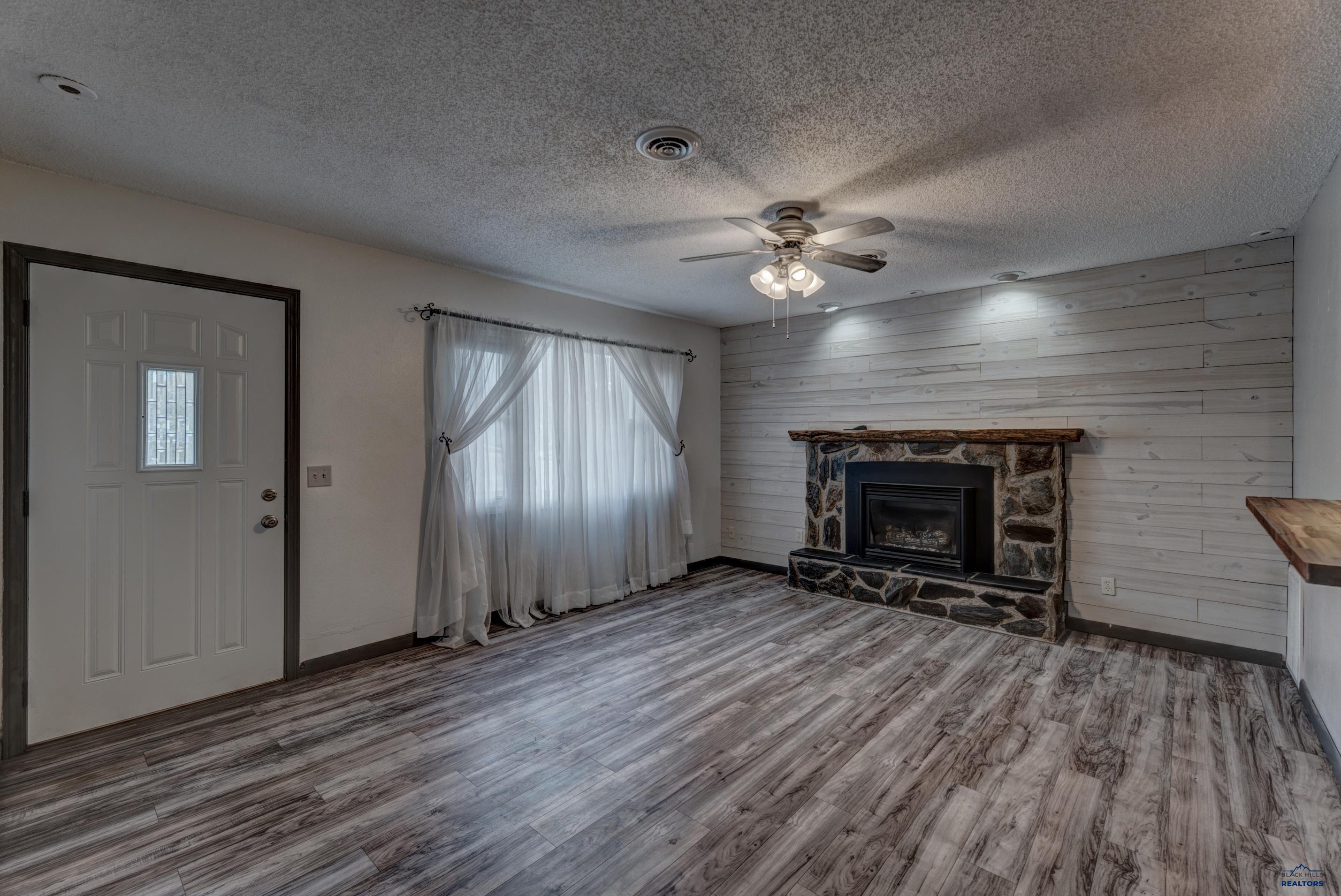 149 FAIRMONT BLVD