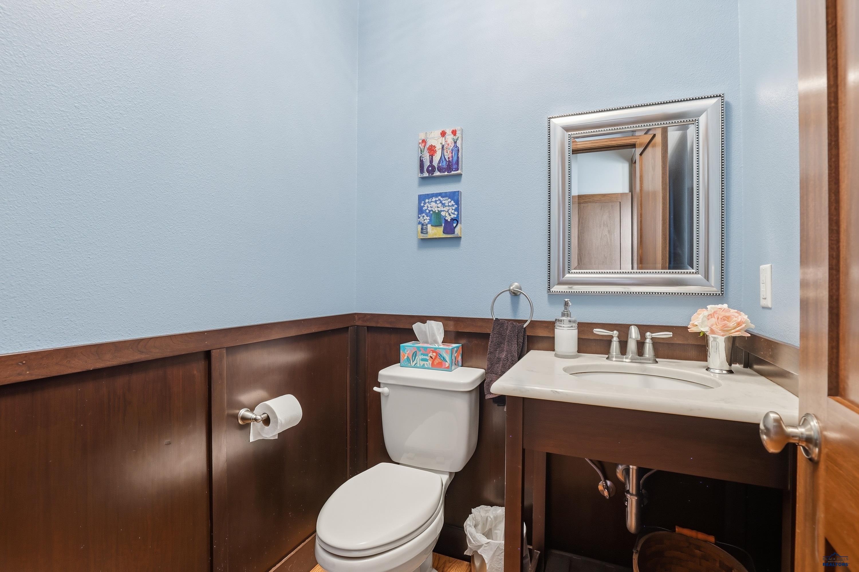 Rapid City, South Dakota, 57702, United States, 5 Bedrooms Bedrooms, ,5 BathroomsBathrooms,Residential,Active,2045683