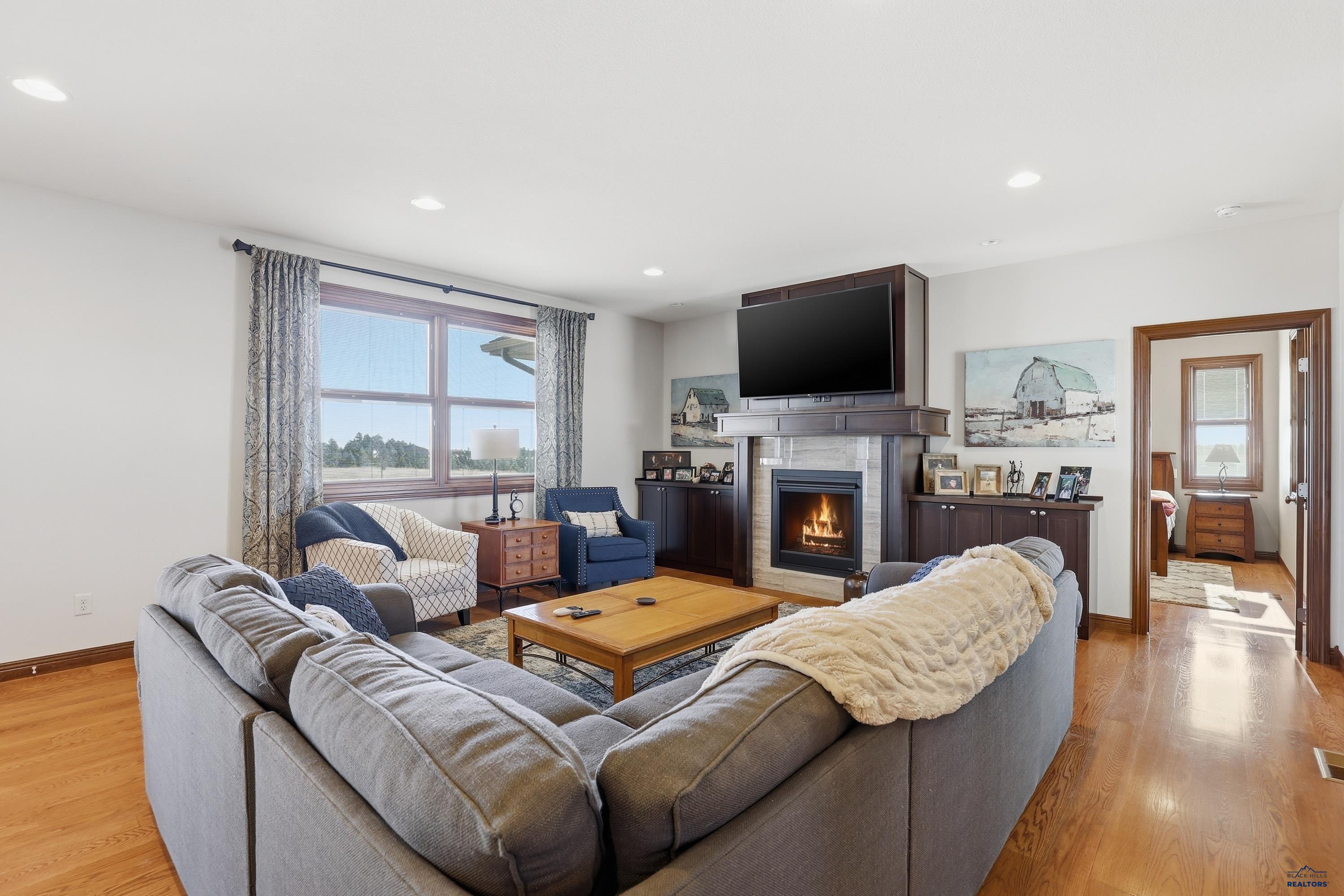 Rapid City, South Dakota, 57702, United States, 5 Bedrooms Bedrooms, ,5 BathroomsBathrooms,Residential,Active,2045683
